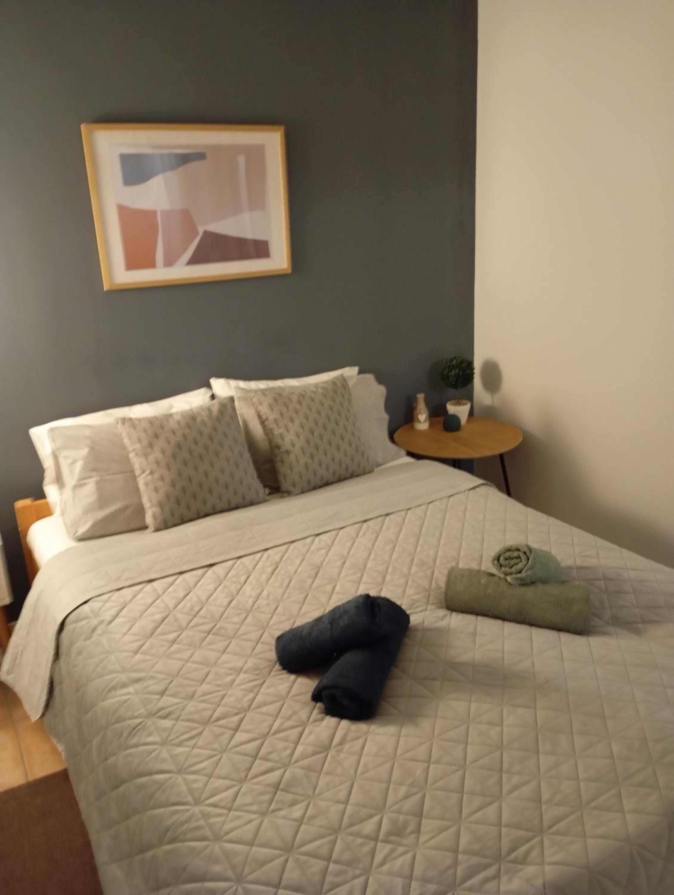 One-Bedroom Apartment - Photo 14