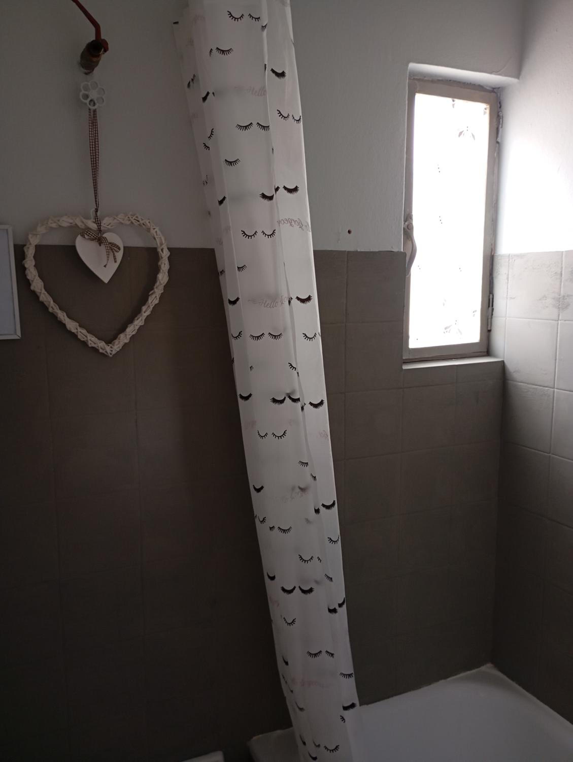 One-Bedroom Apartment - Photo 15