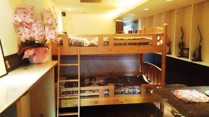 Bed in 6-Bed Female Dormitory Room photo 1