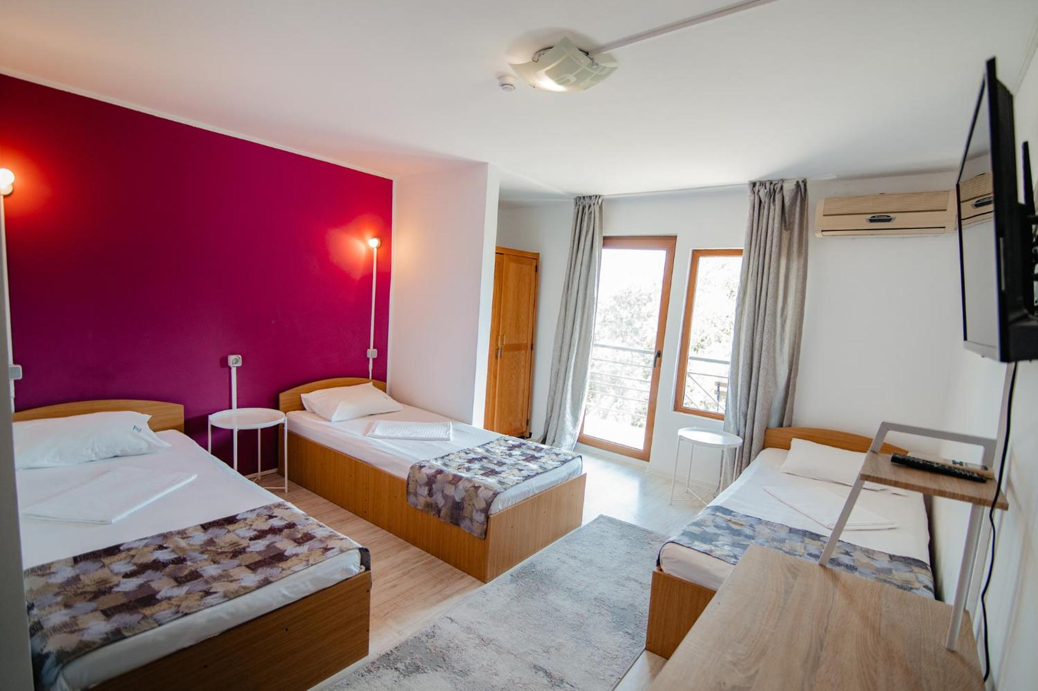 Deluxe Double or Twin Room with Garden View photo 1