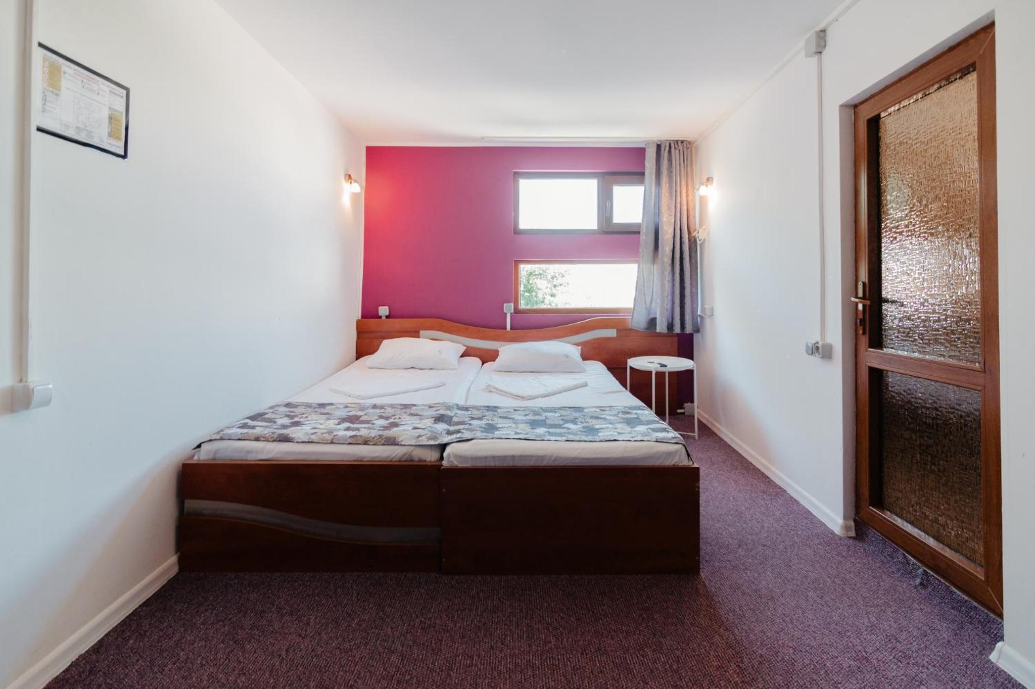 Standard Double or Twin Room photo 2