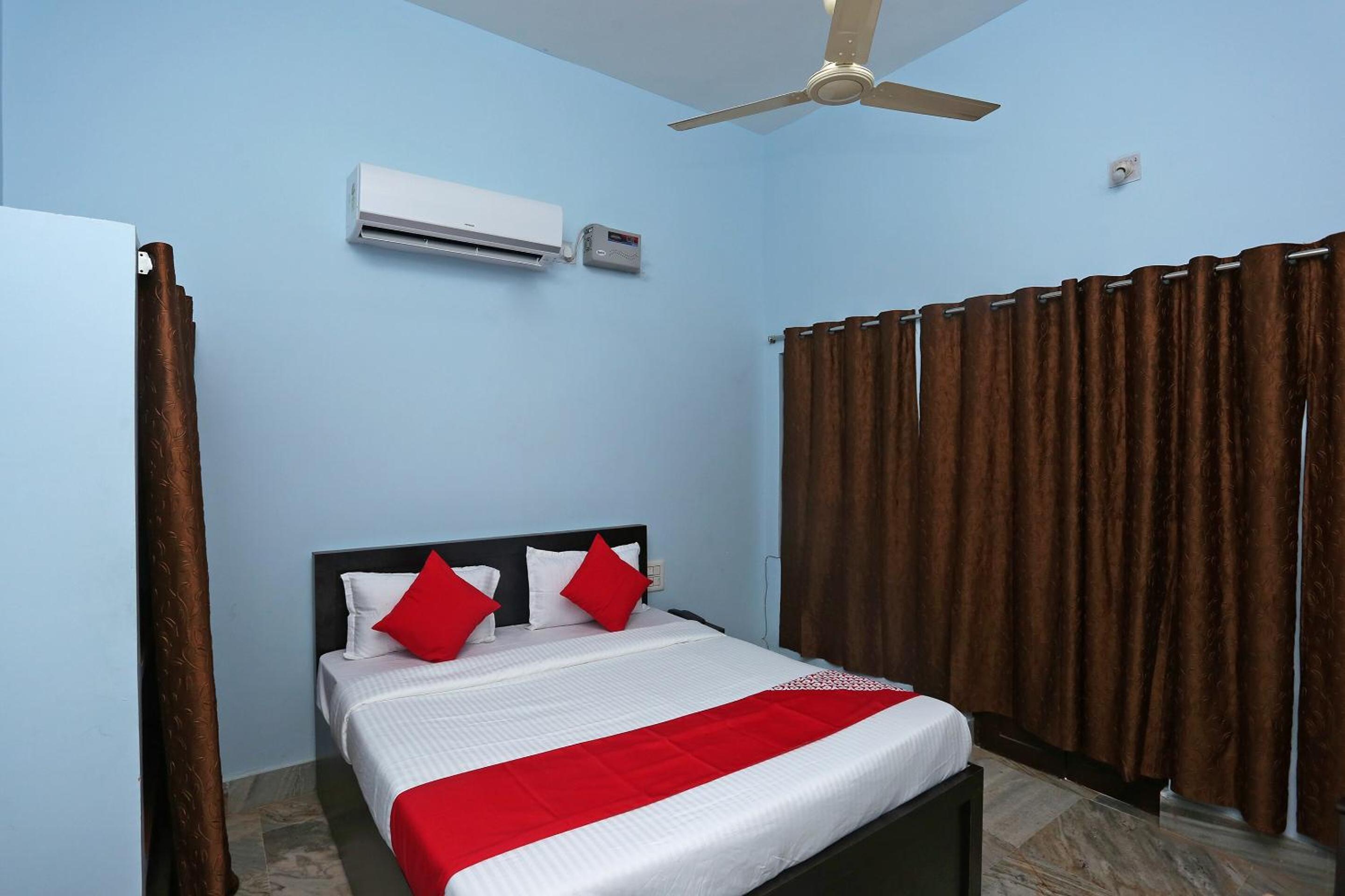 Small Double Room photo 3