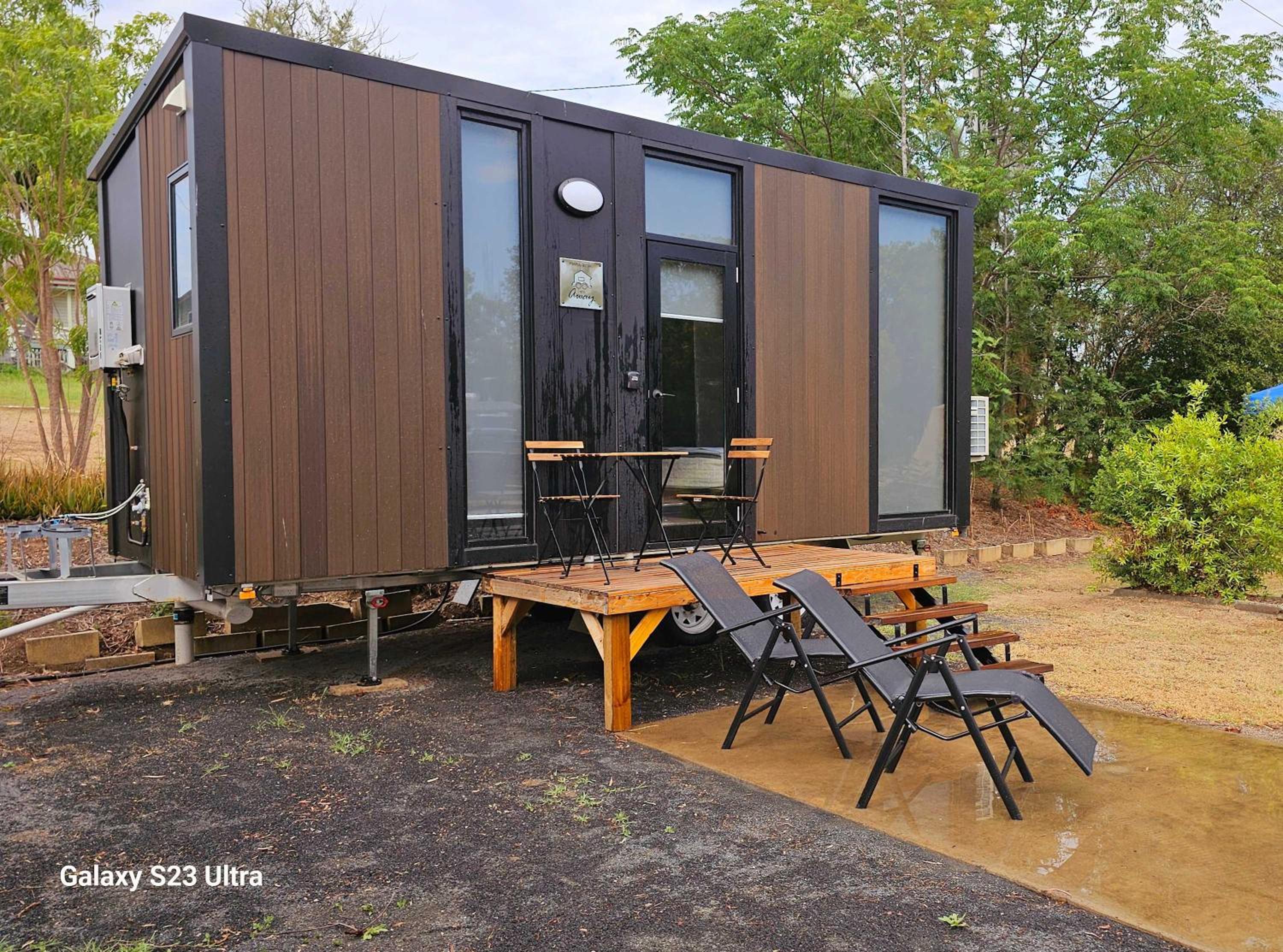 Mobile Home photo 1