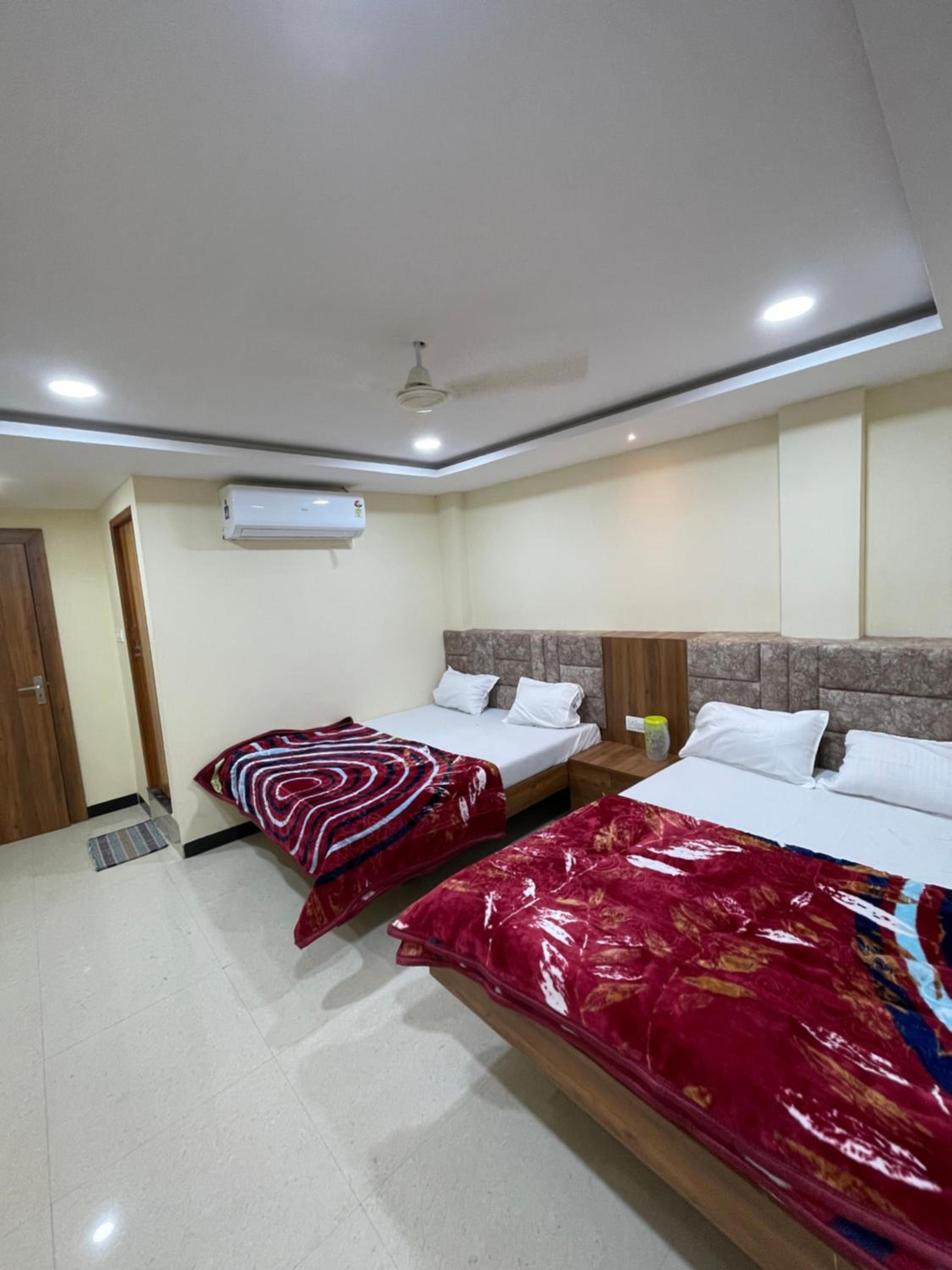 Quadruple Room photo 2