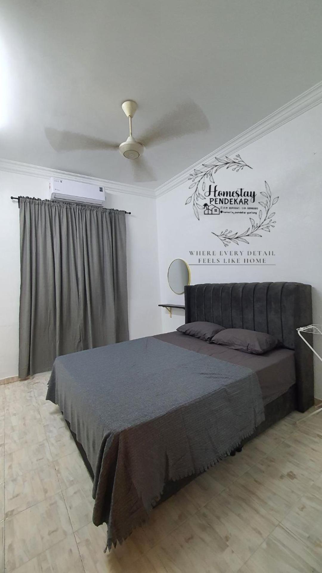 Three-Bedroom House photo 2