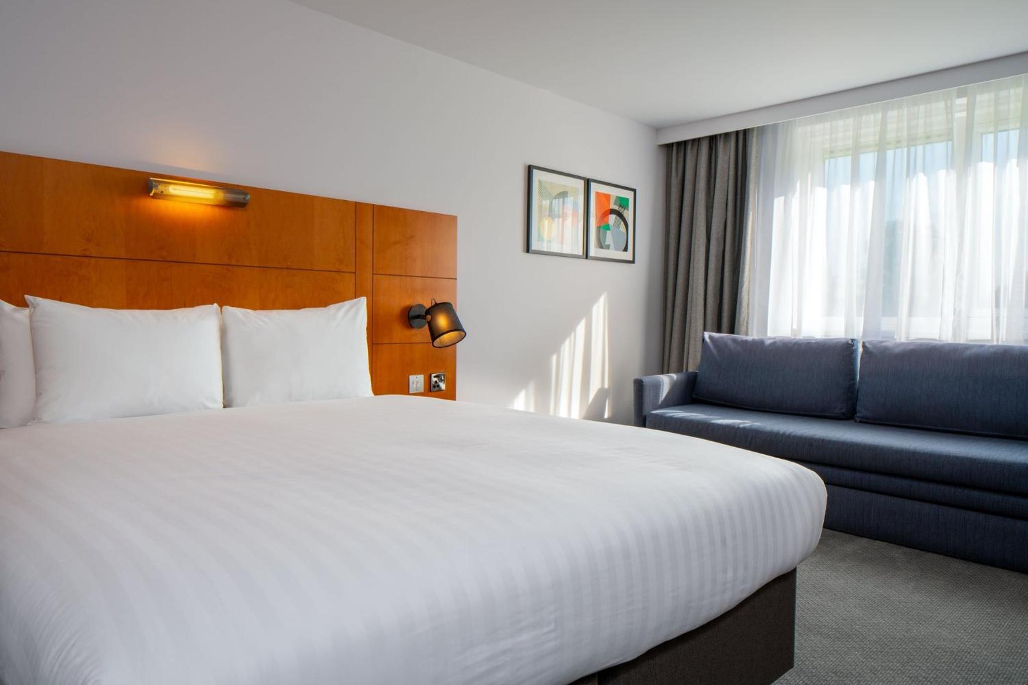 Premium Double Room with sofa bed - Photo 4