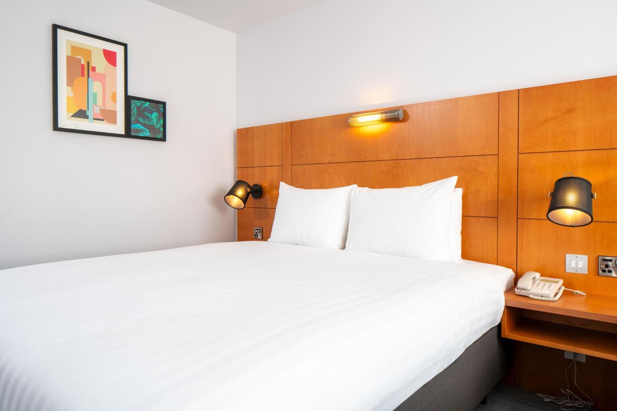 Standard Room - Photo 1