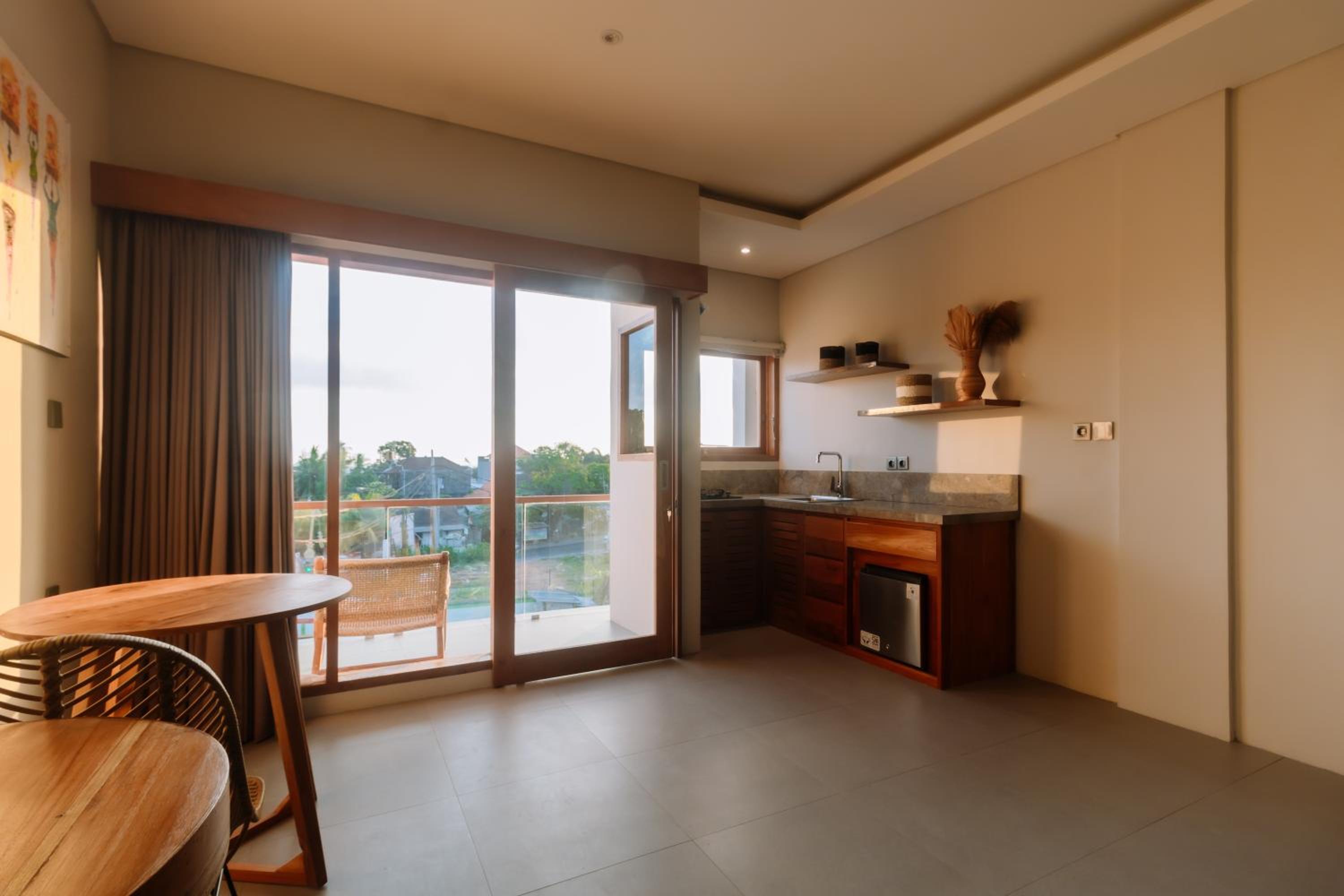 Deluxe Suite - Photo 14