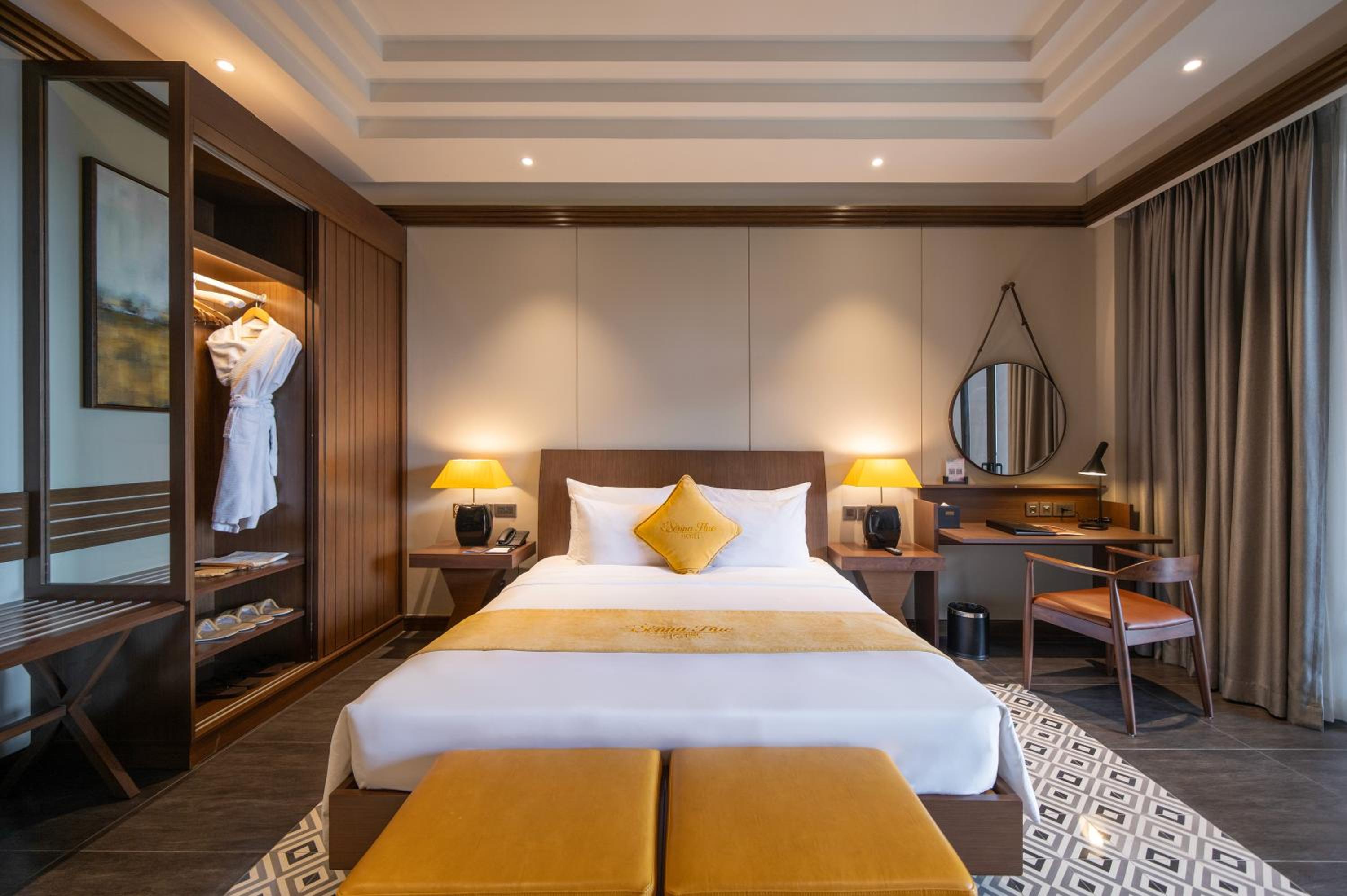 Executive Suite