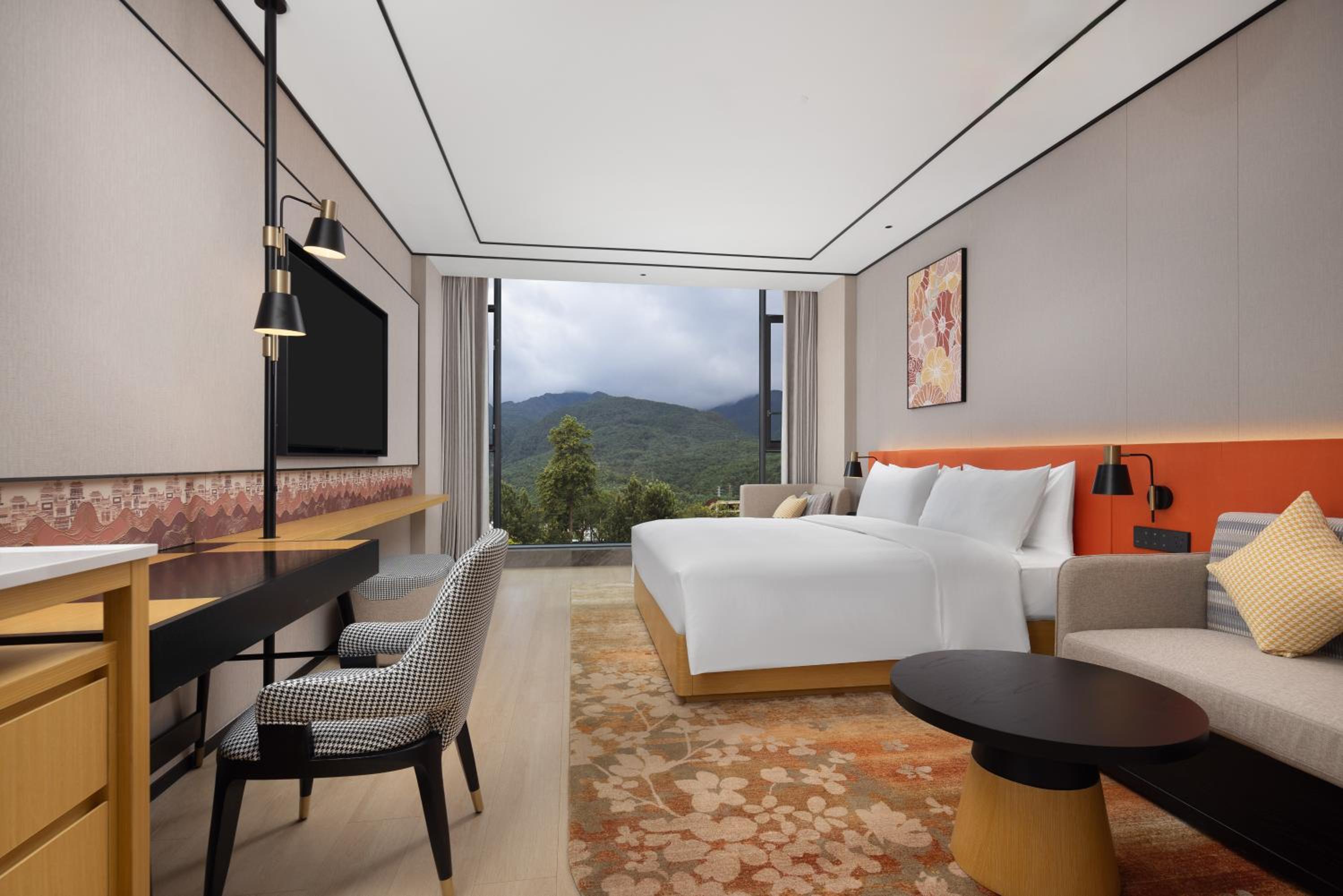 King Room with Mountain View