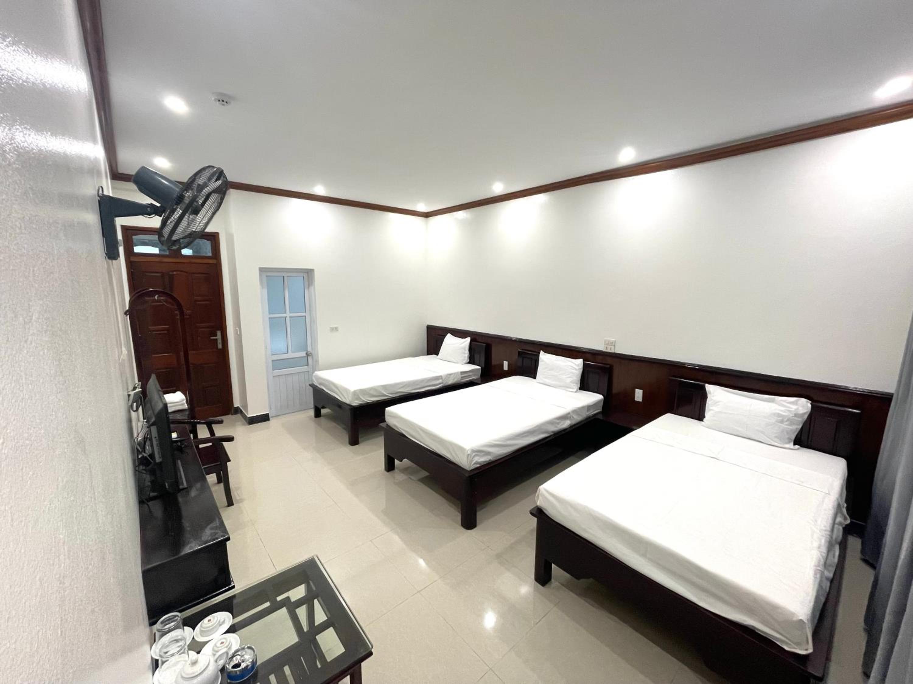 Triple Room with Balcony