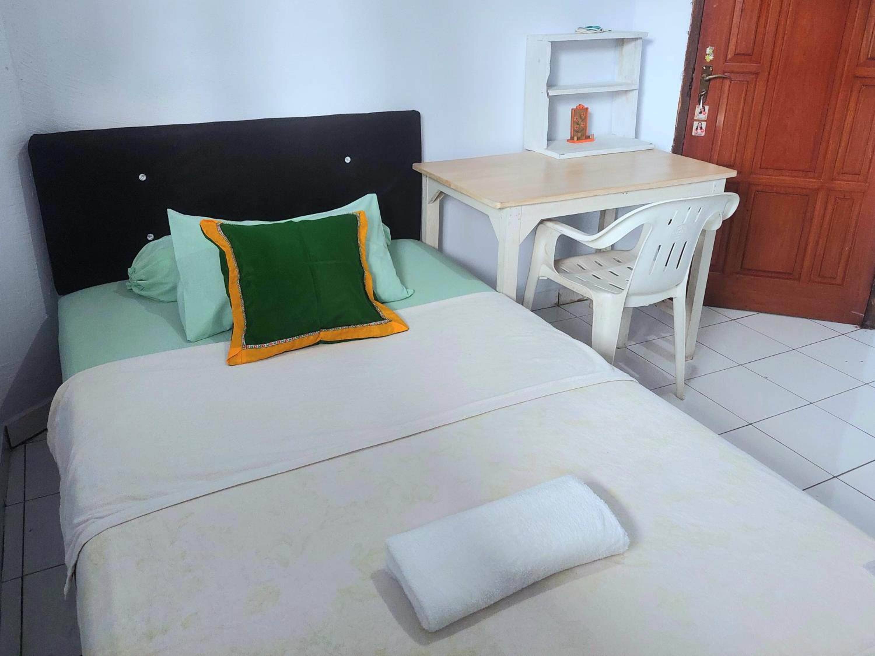 Budget Single Room photo 2