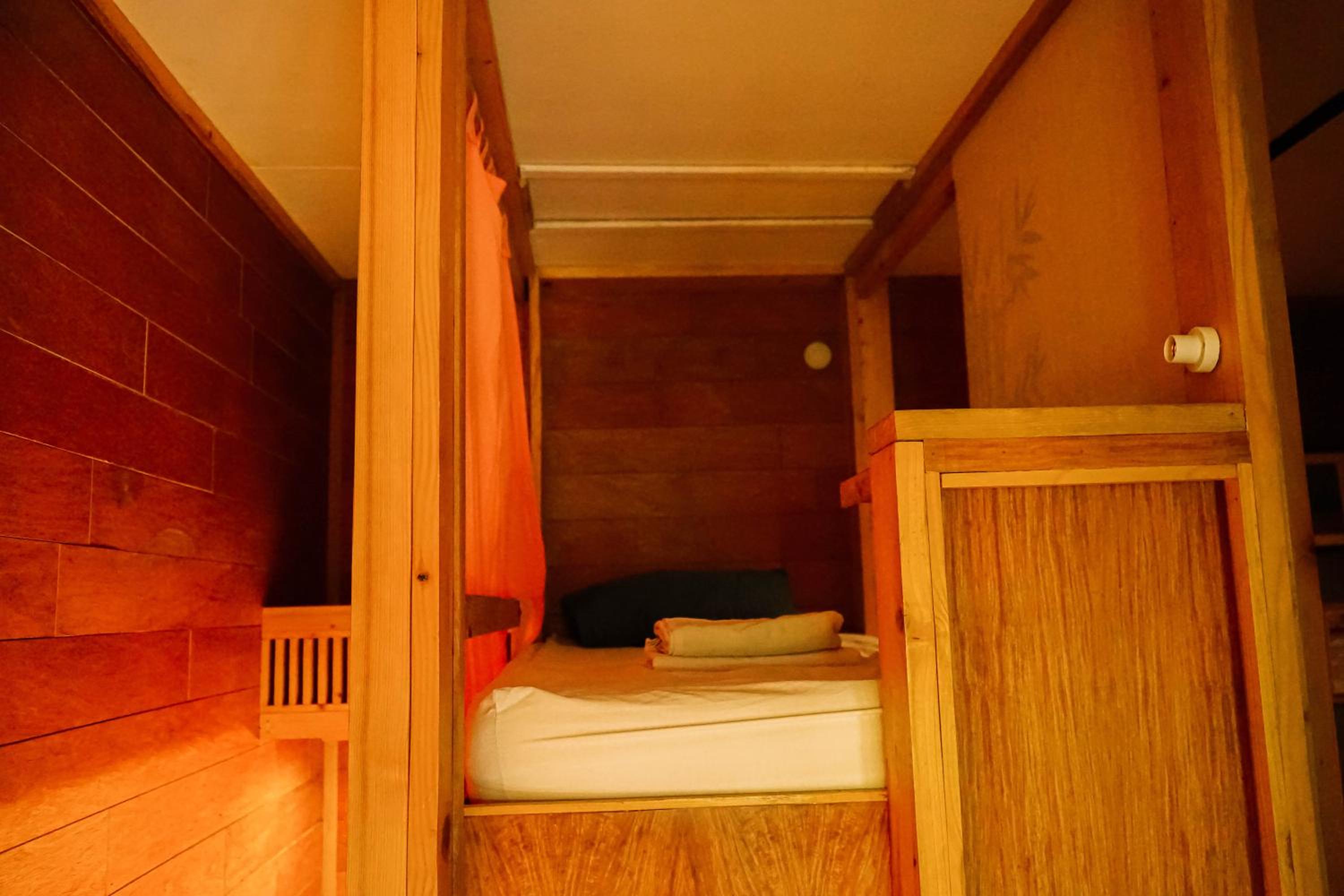 Mixed Dormitory Room photo 3