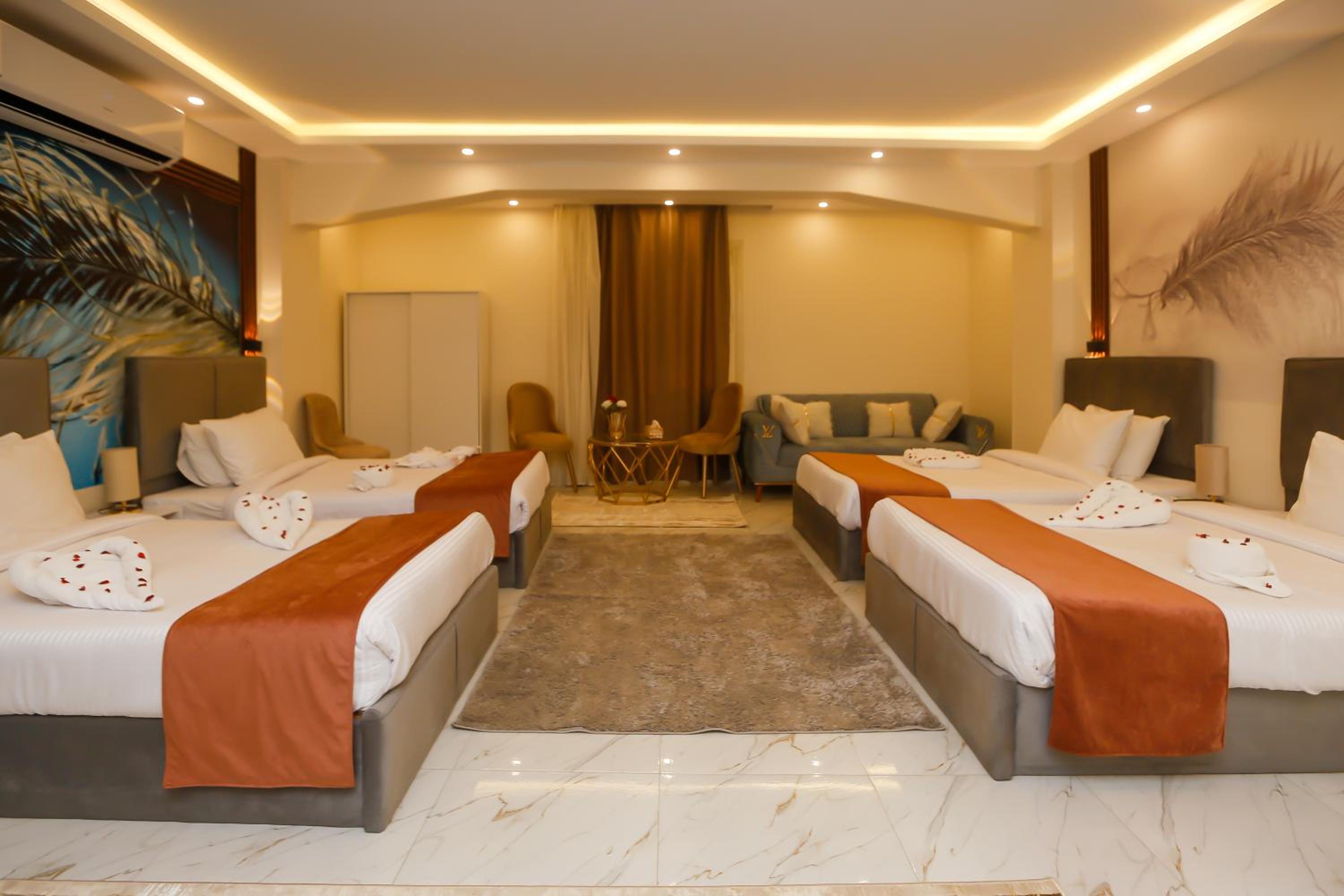 Luxury Triple Room with Garden View