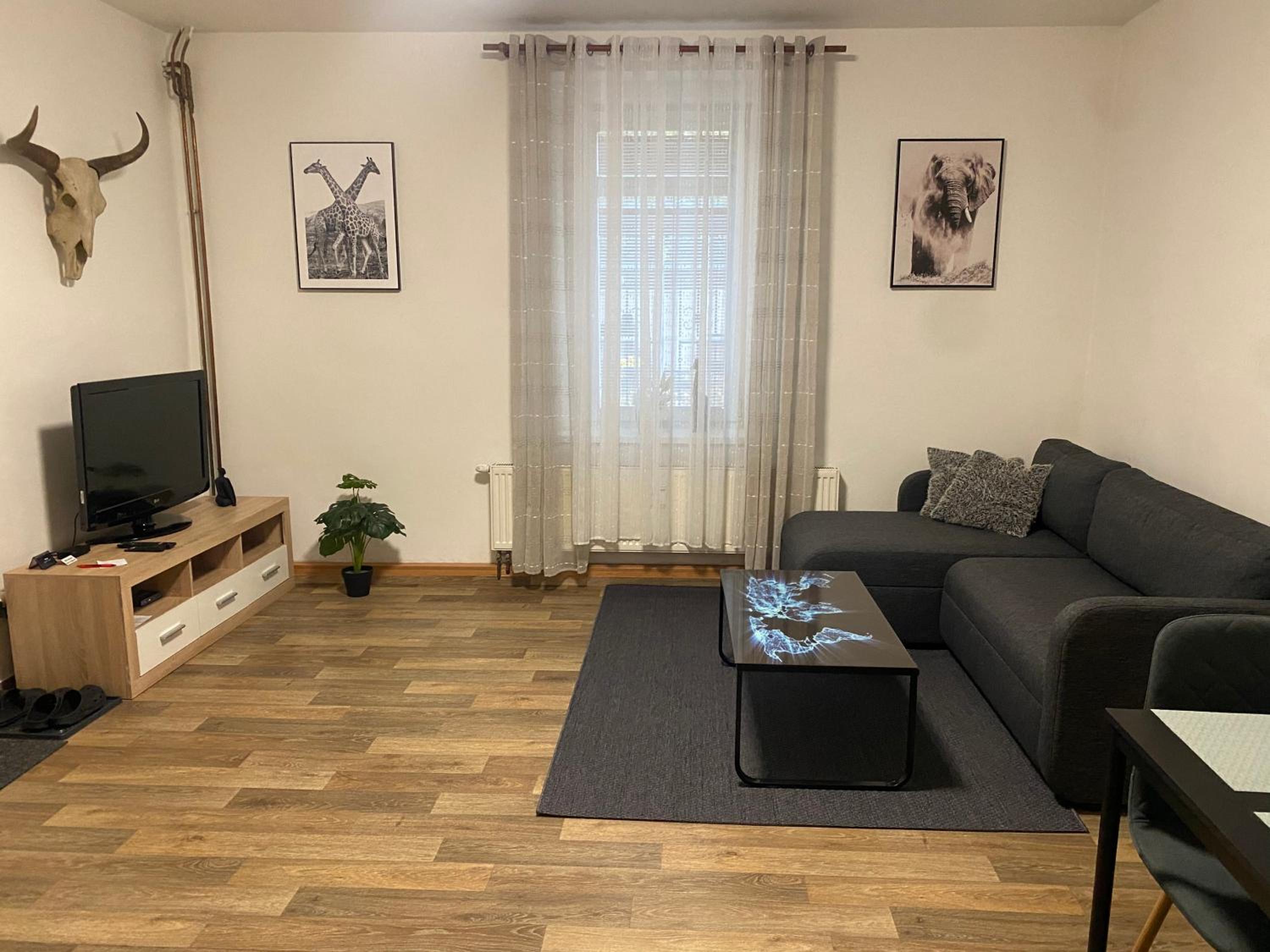 One-Bedroom Apartment - Photo 29