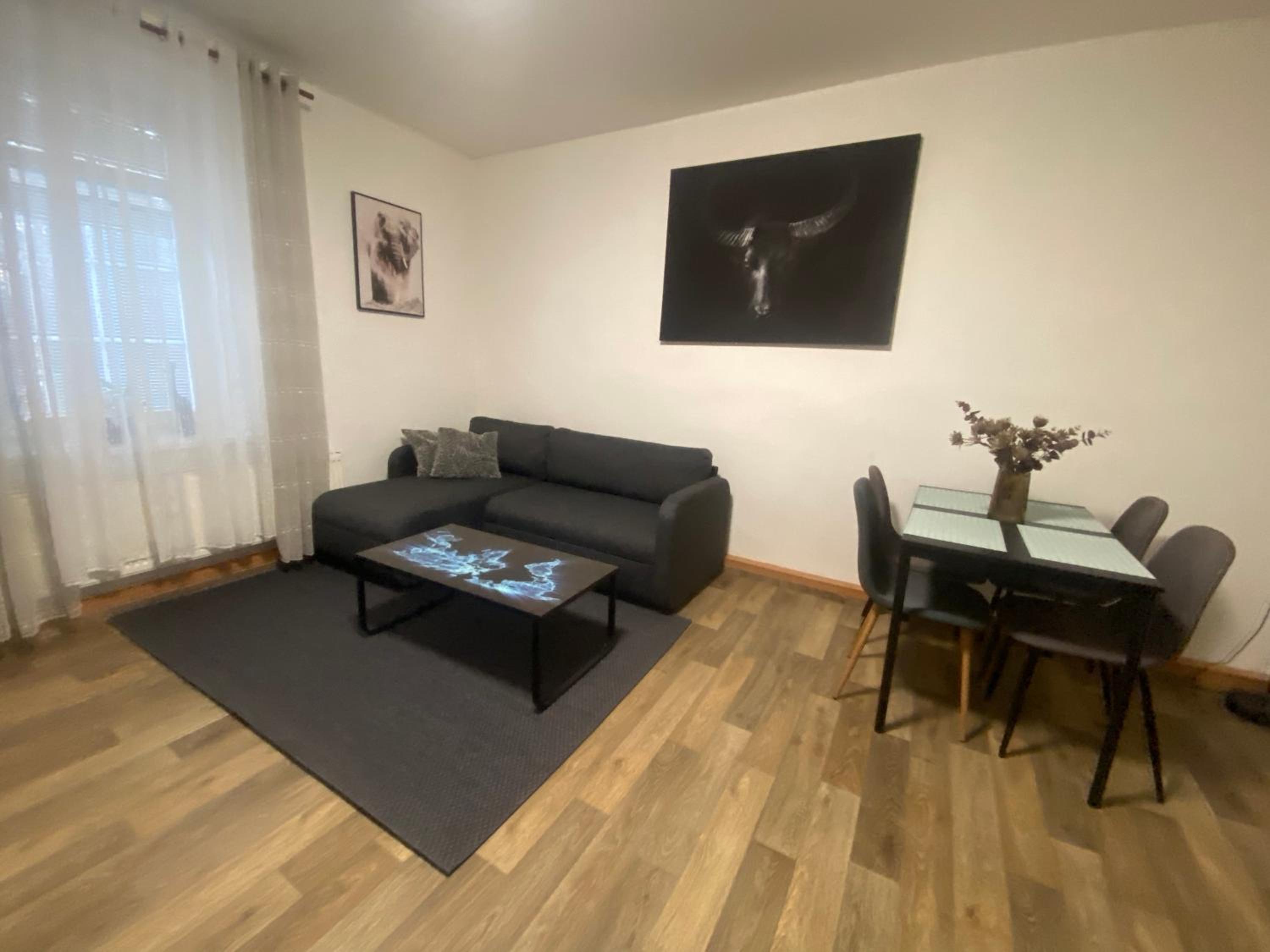 One-Bedroom Apartment - Photo 30