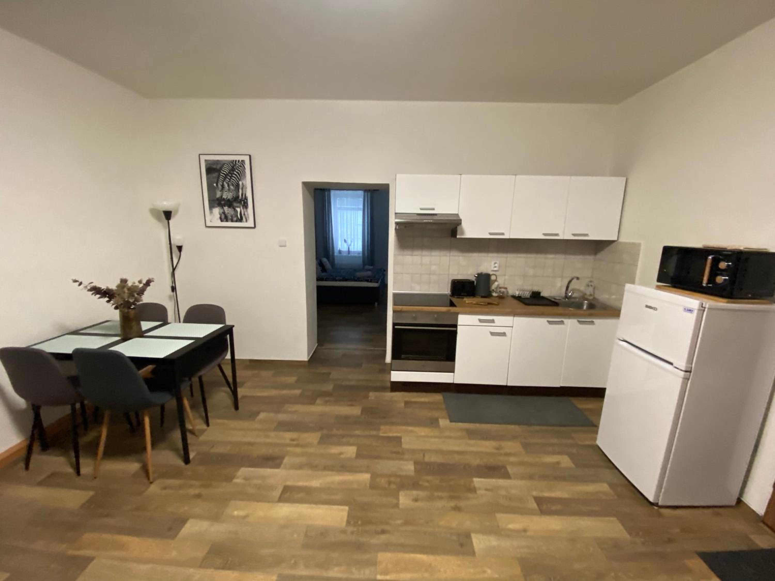 One-Bedroom Apartment - Photo 33