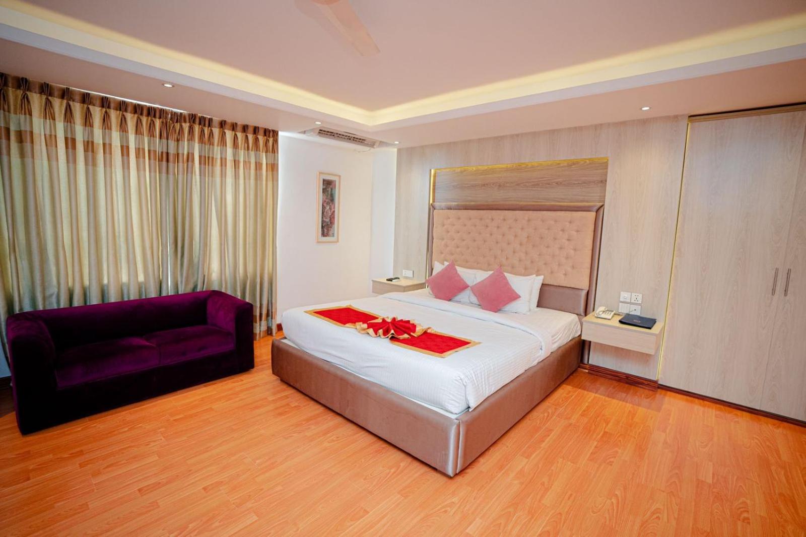 King Suite photo 2