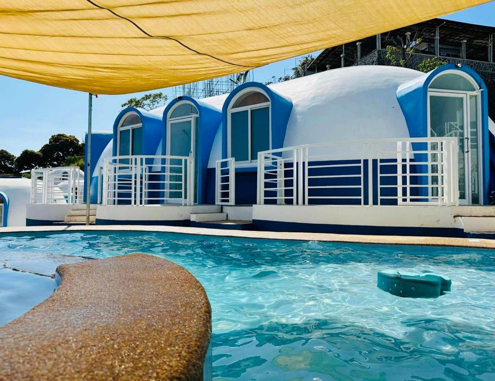 Deluxe Double or Twin Room with Pool Access