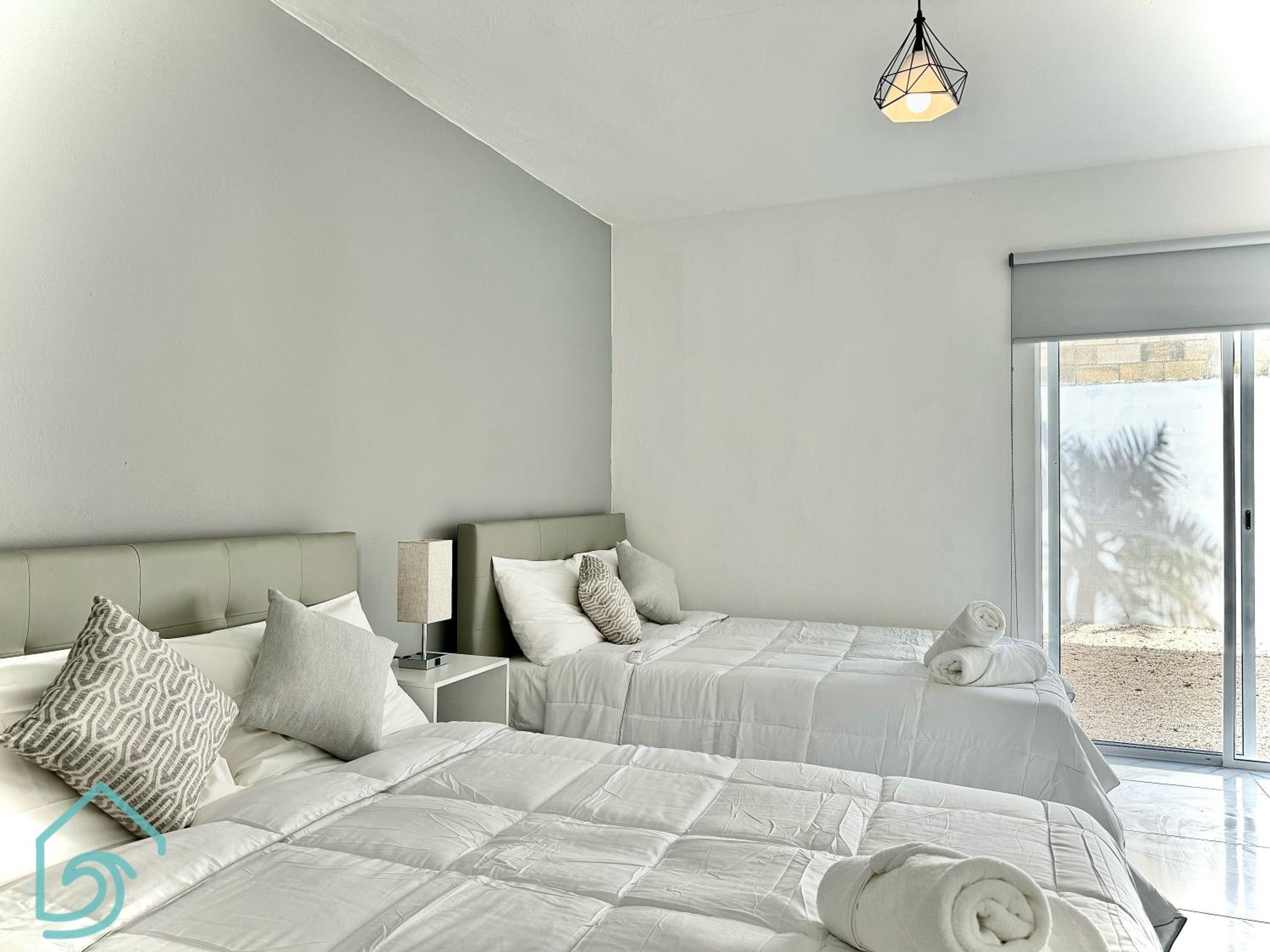 Standard Double Suite