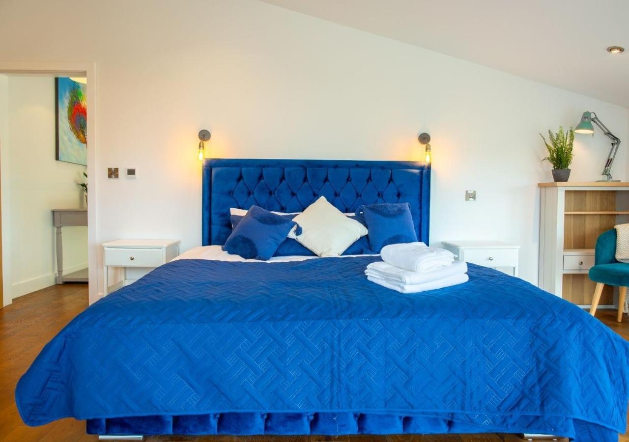 Four-Bedroom House photo 1