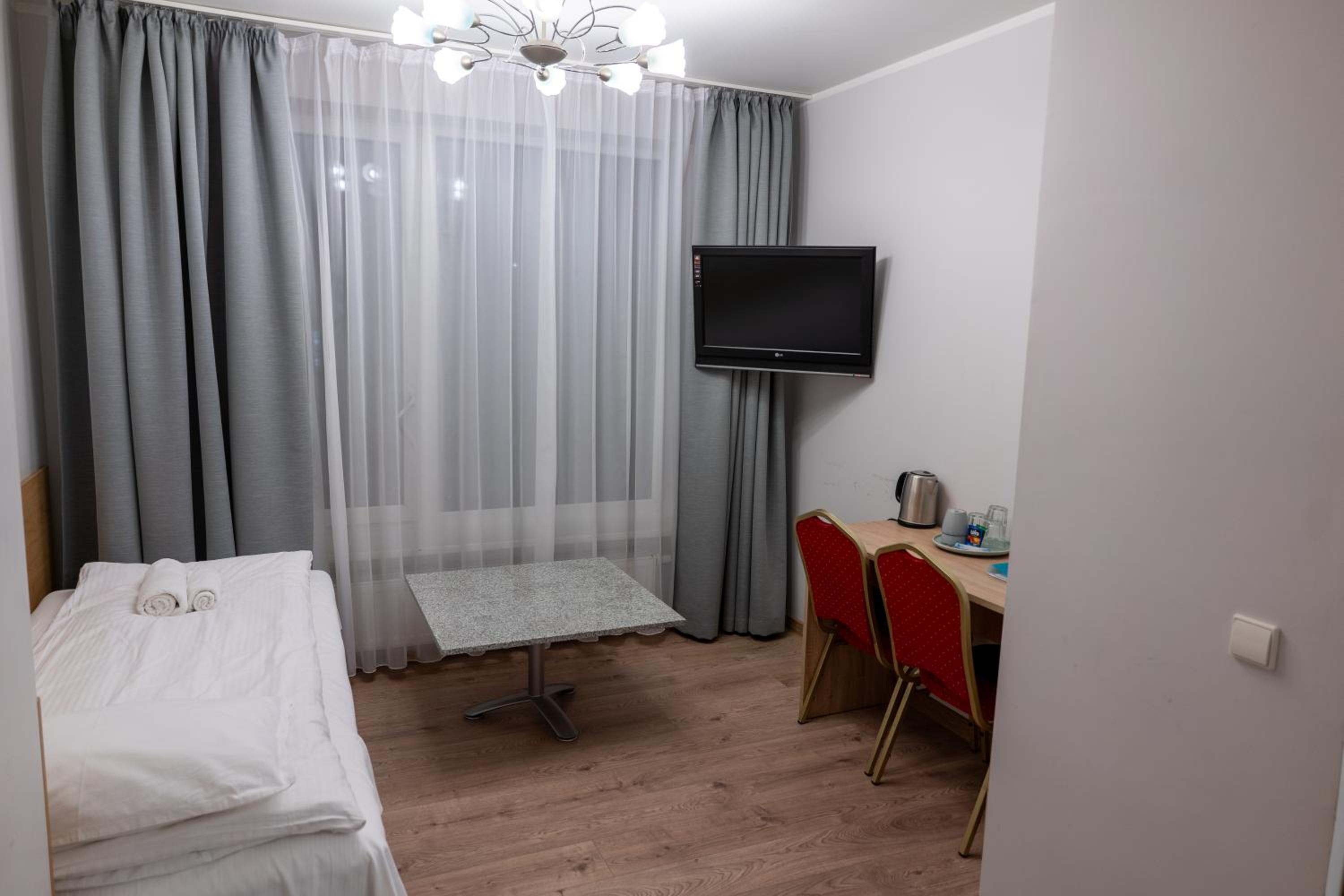 Triple Room with View - Photo 5