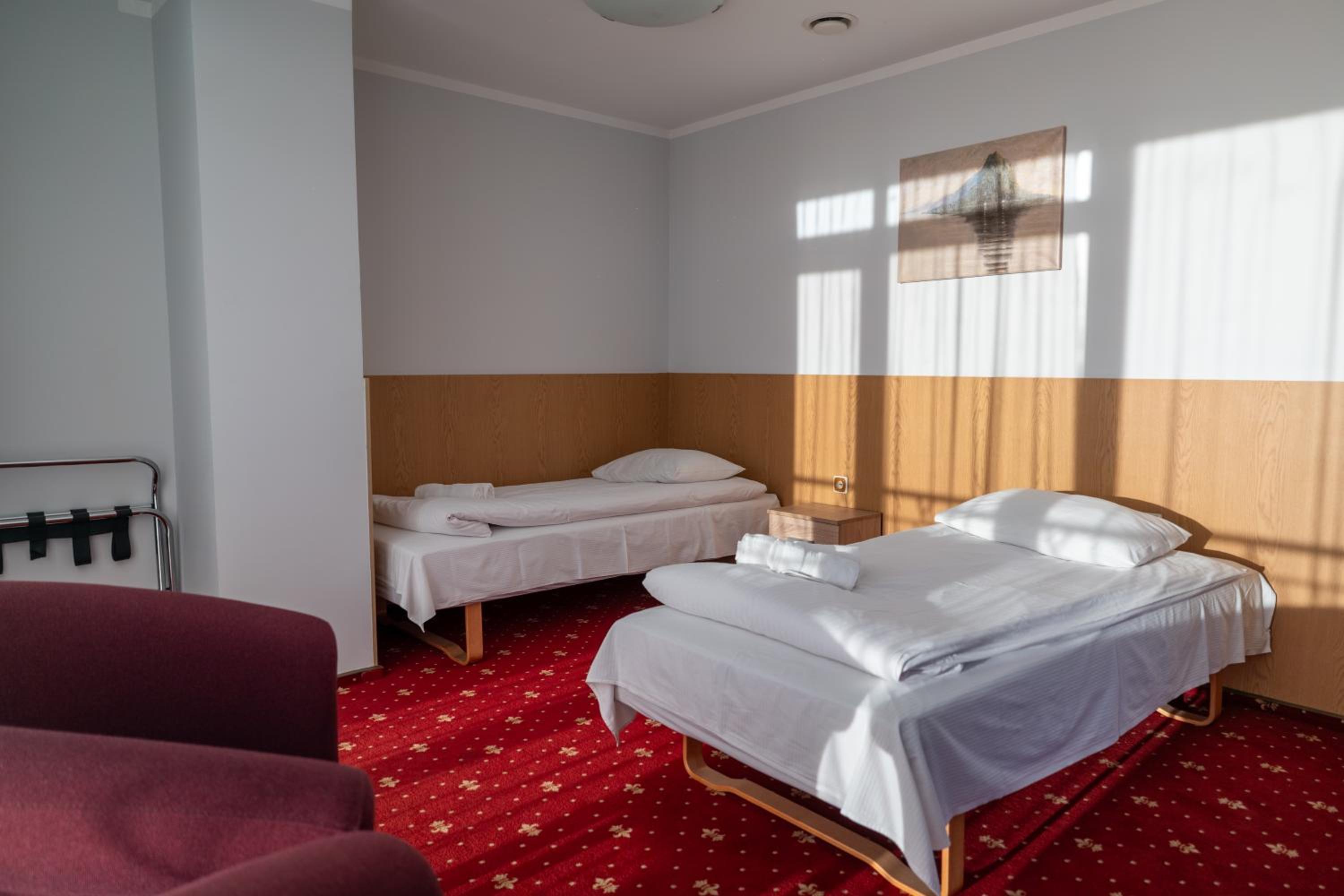 Deluxe Double or Twin Room with Balcony - Photo 8