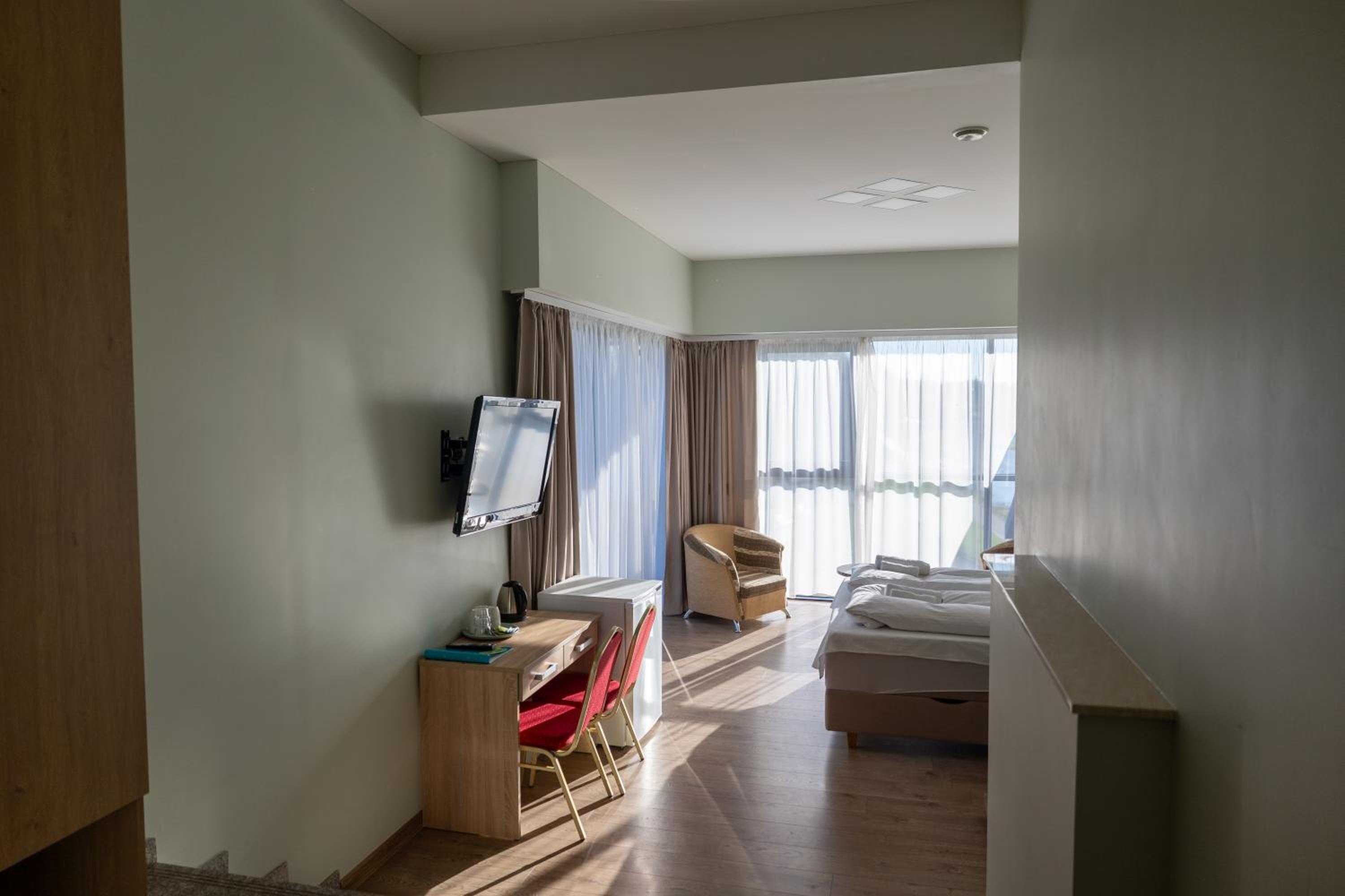 Superior Double or Twin Room - Photo 7