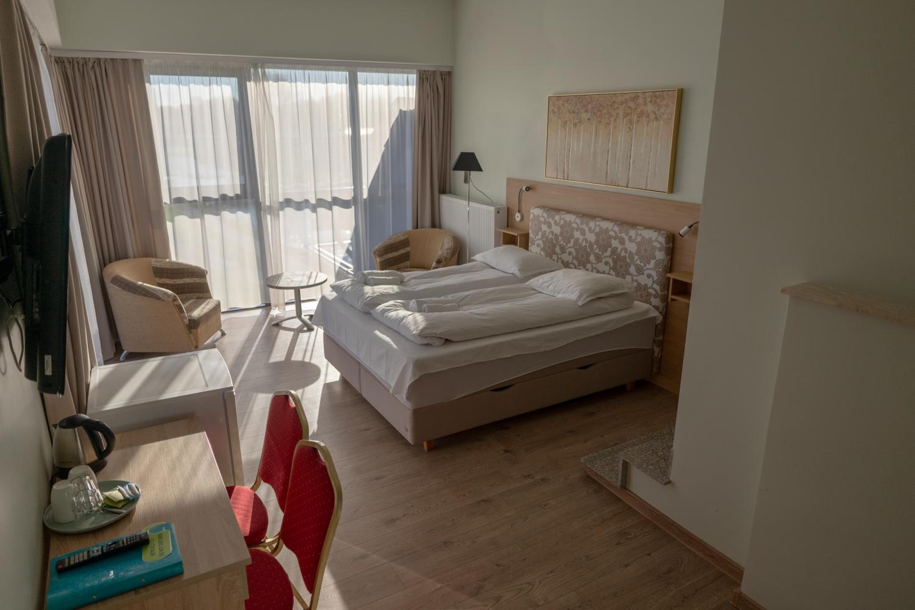Superior Double or Twin Room - Photo 9
