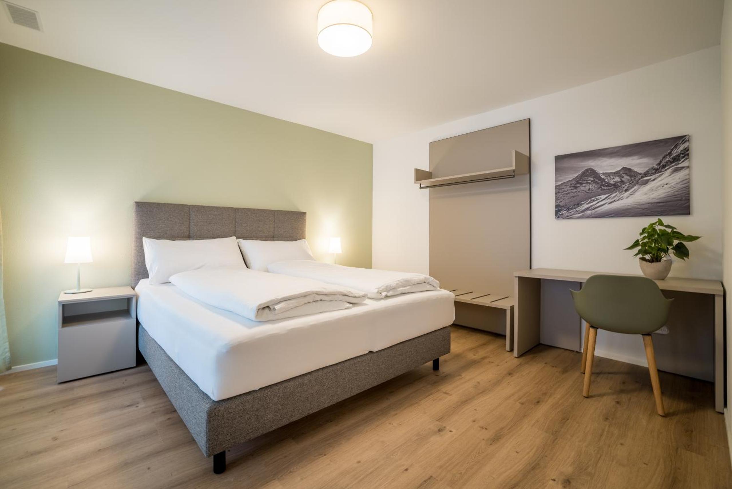 Two-Bedroom Apartment with Balcony photo 3