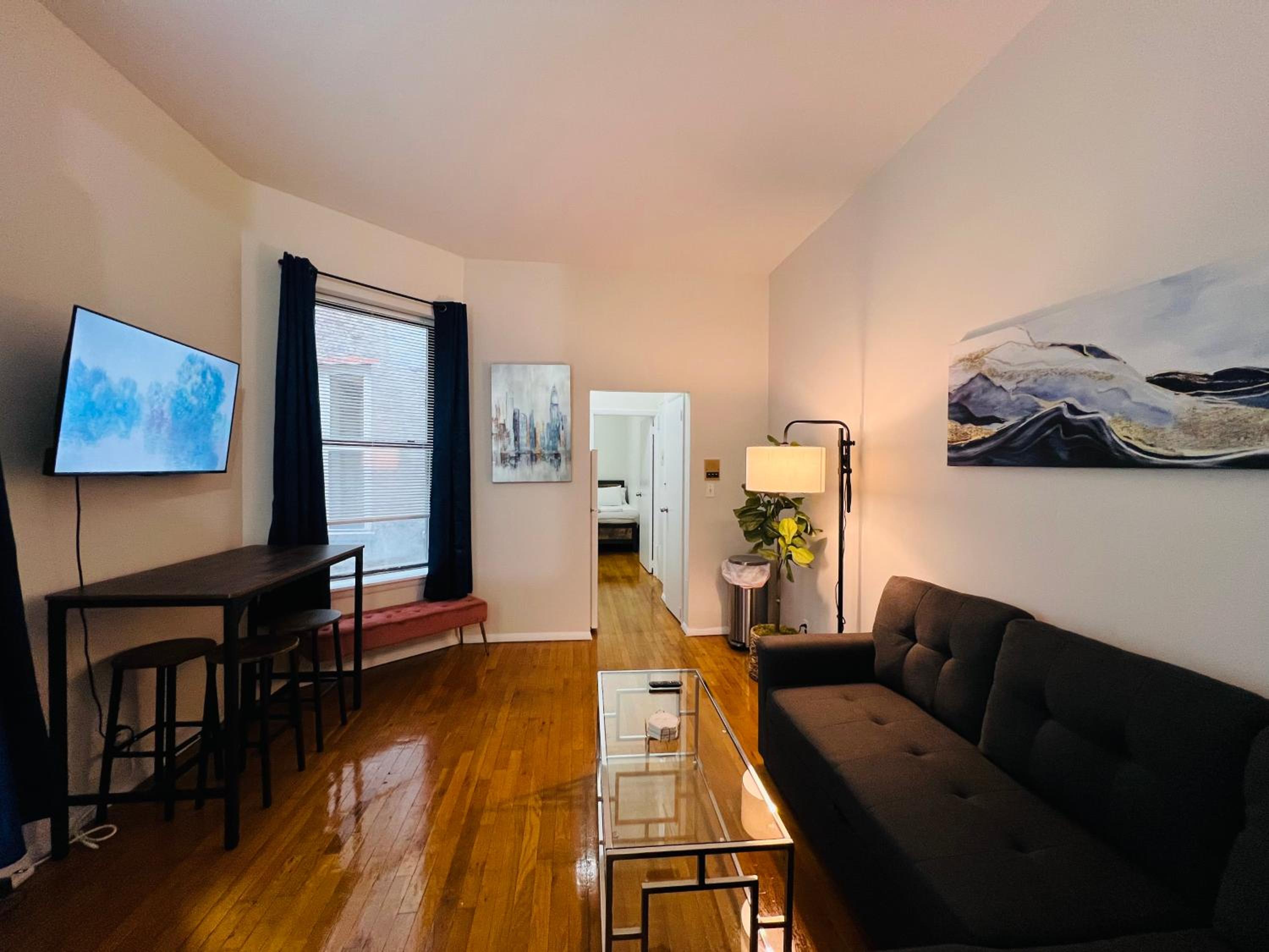 Two-Bedroom Apartment photo 3