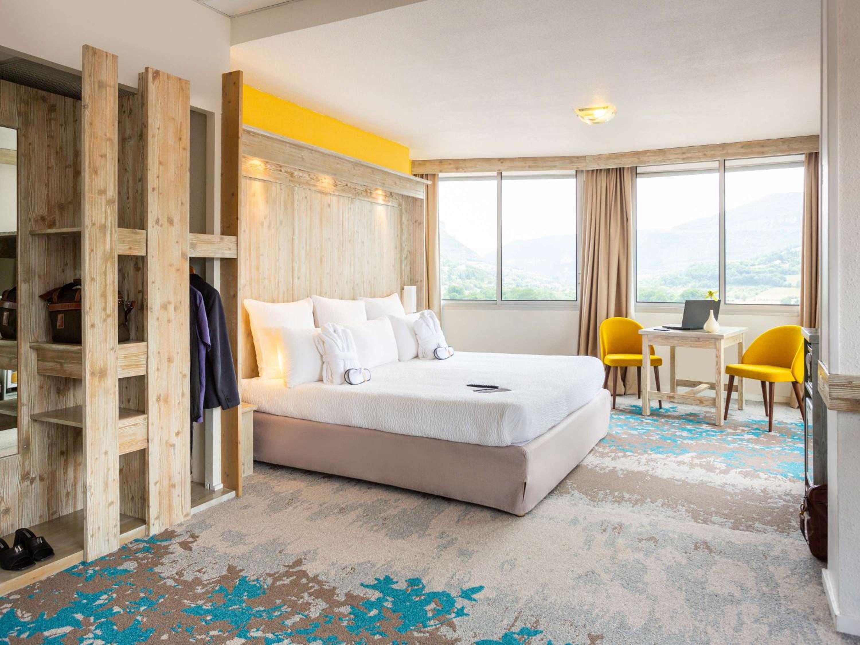 Suite with One Double Bed and View photo 1