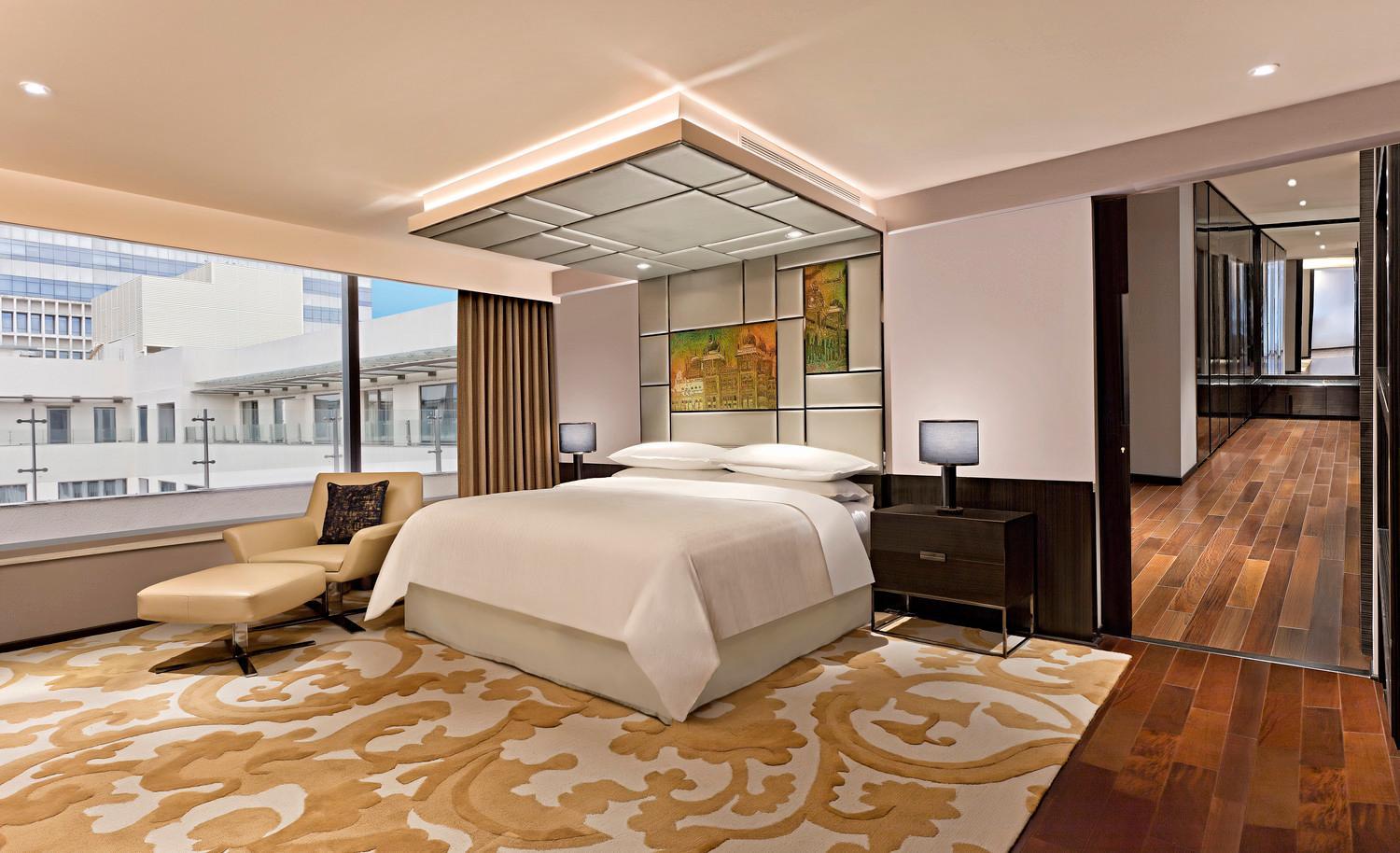Presidential Suite with Club Lounge Access