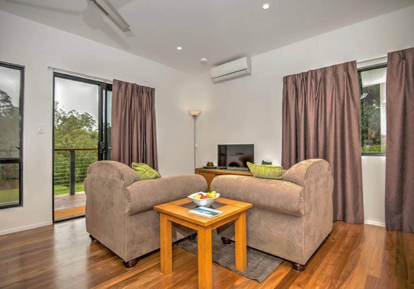 One-Bedroom Cottage - Adult Only photo 2