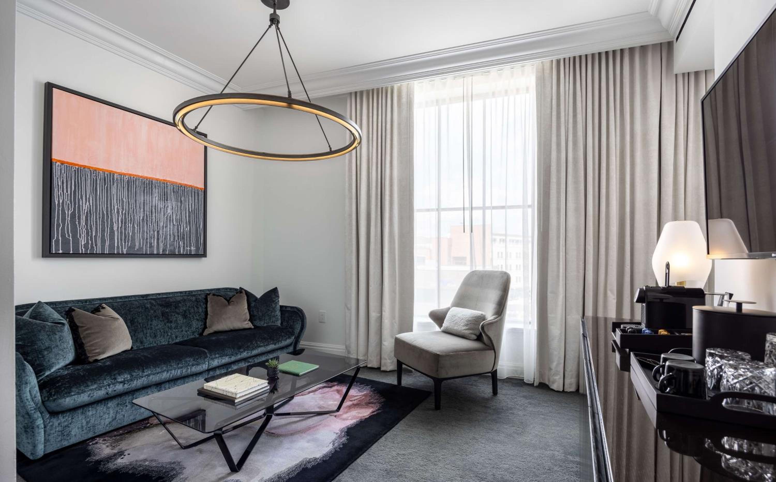 Corner King Suite - Photo 1