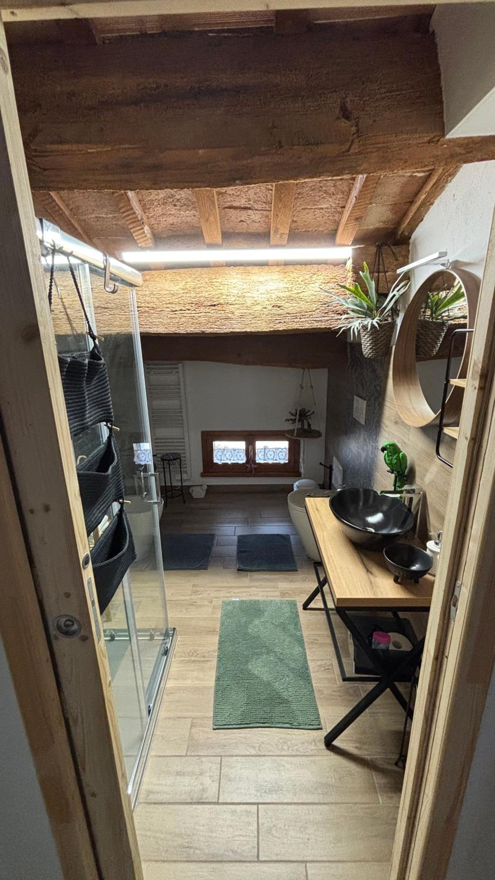 Double Room with Private External Bathroom photo 2