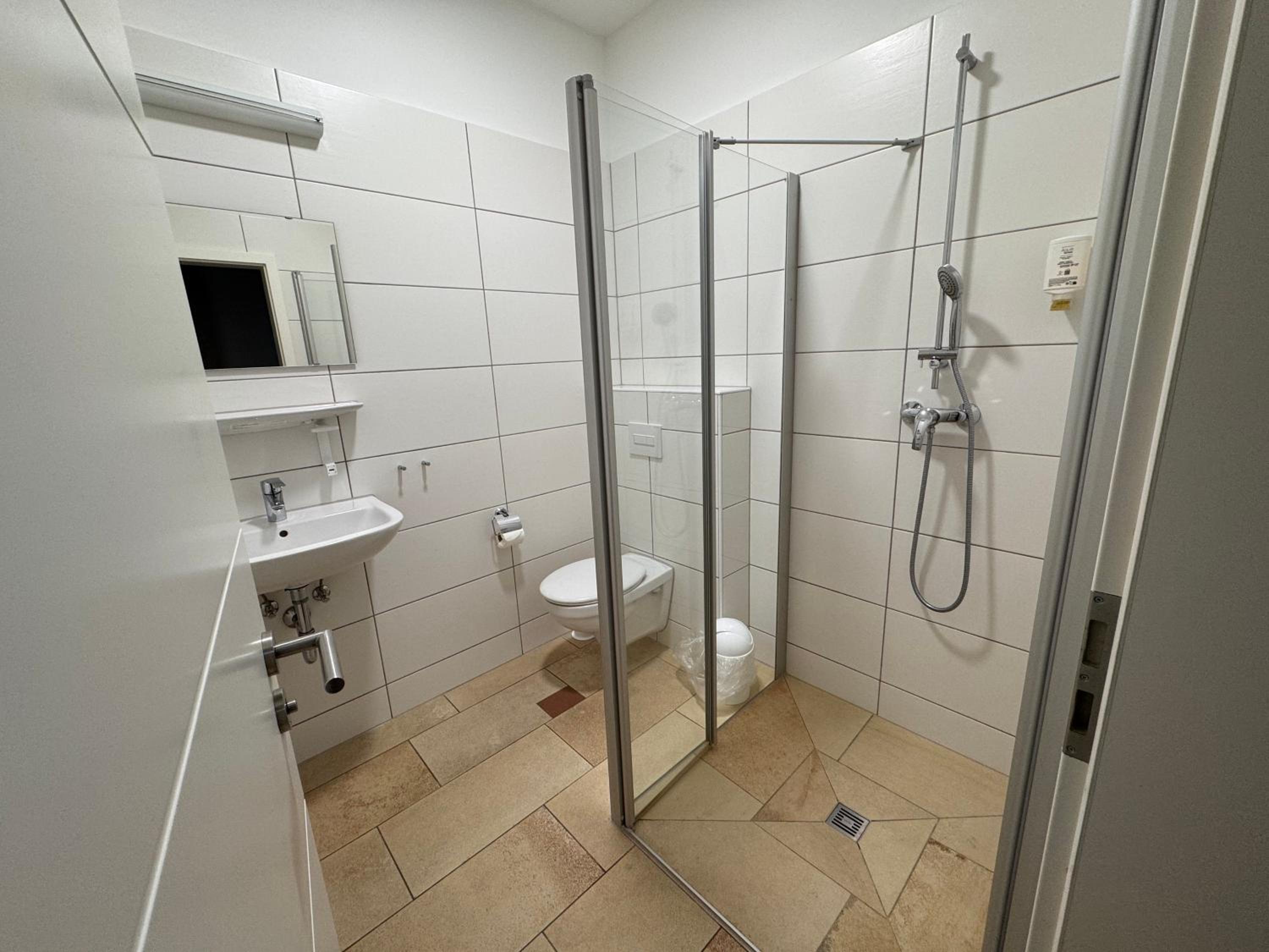 Two-Bedroom Apartment - Photo 11