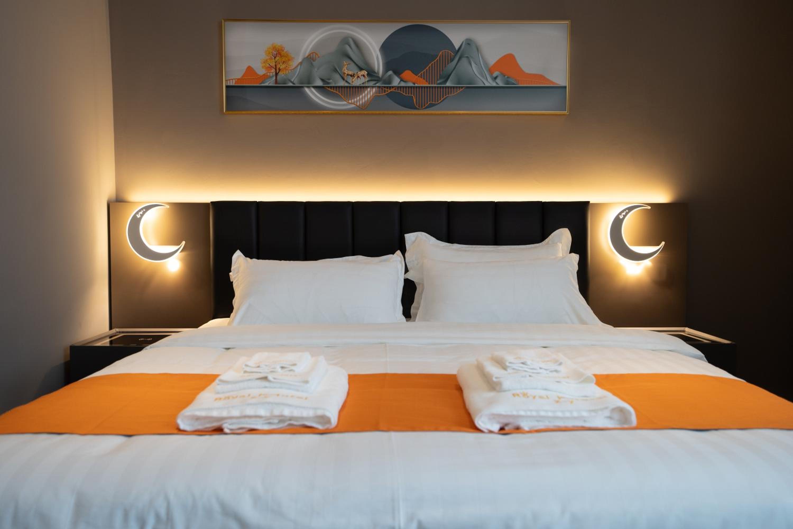 Double Room - Photo 1