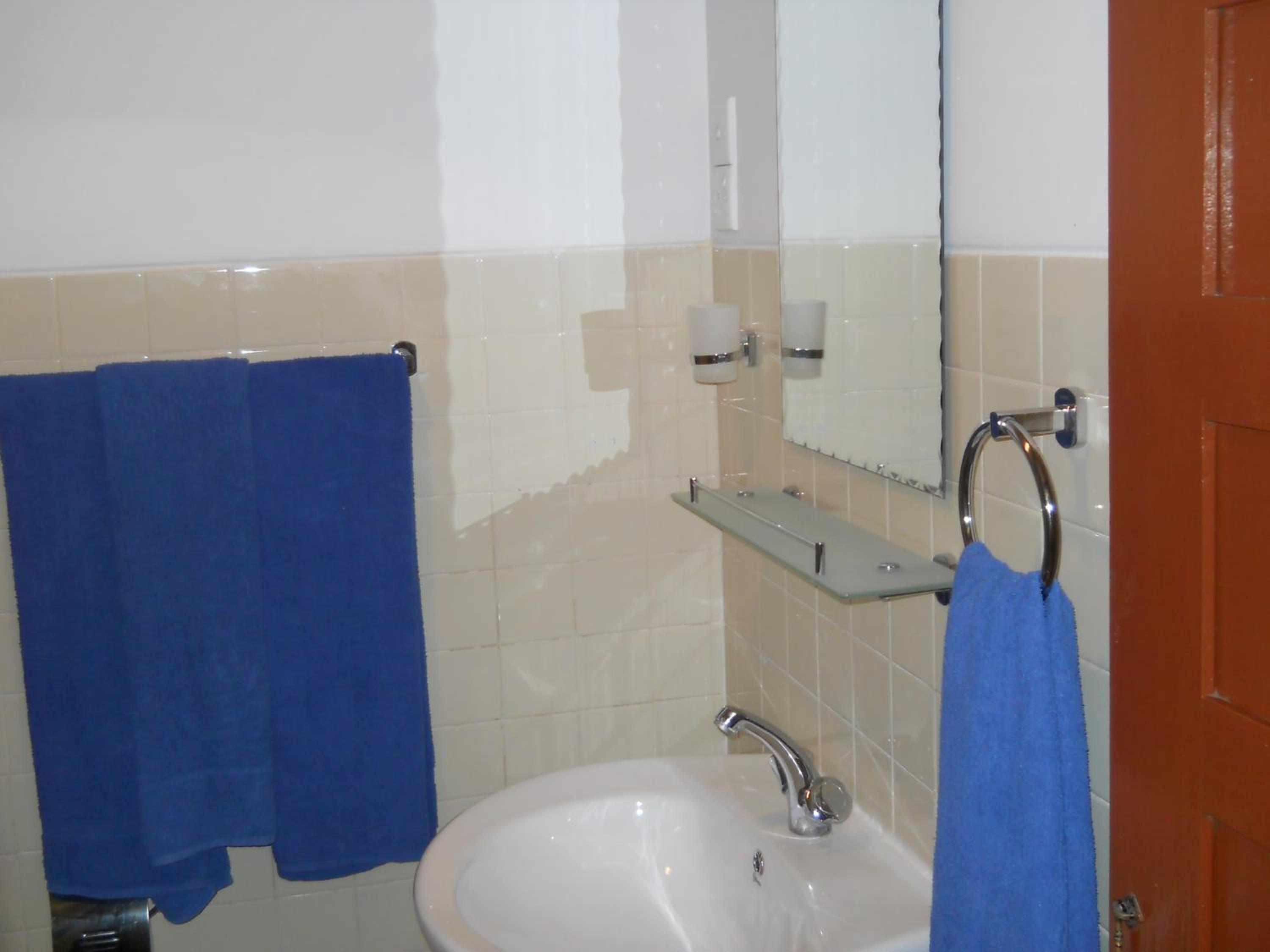 Triple Room with Private External Bathroom