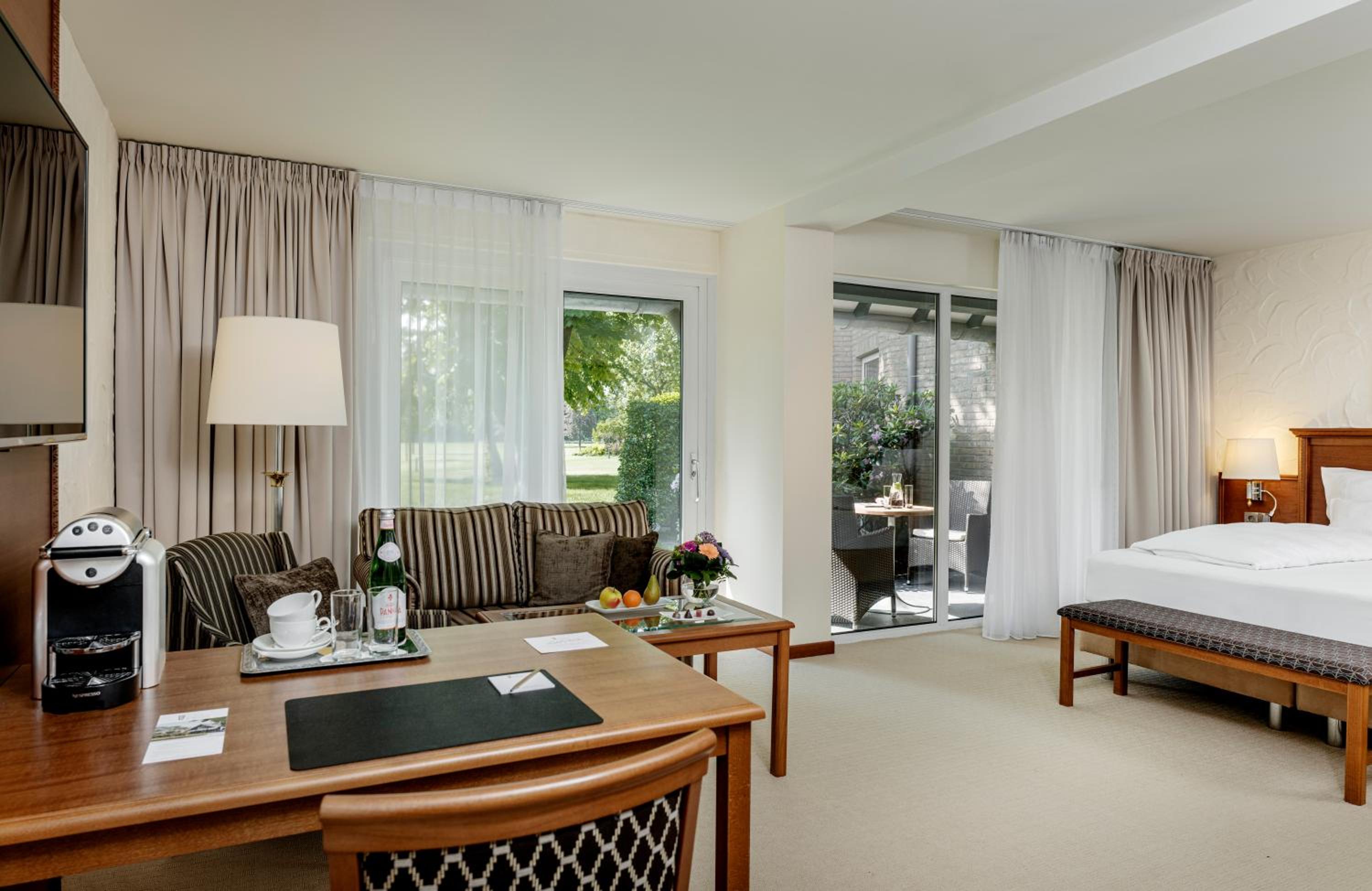 Junior Suite With Garden View