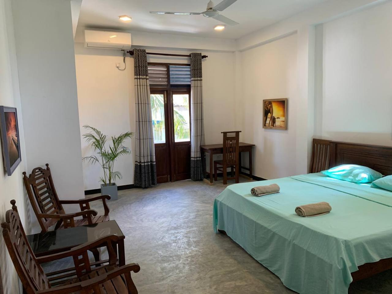One-Bedroom Apartment with Balcony photo 1