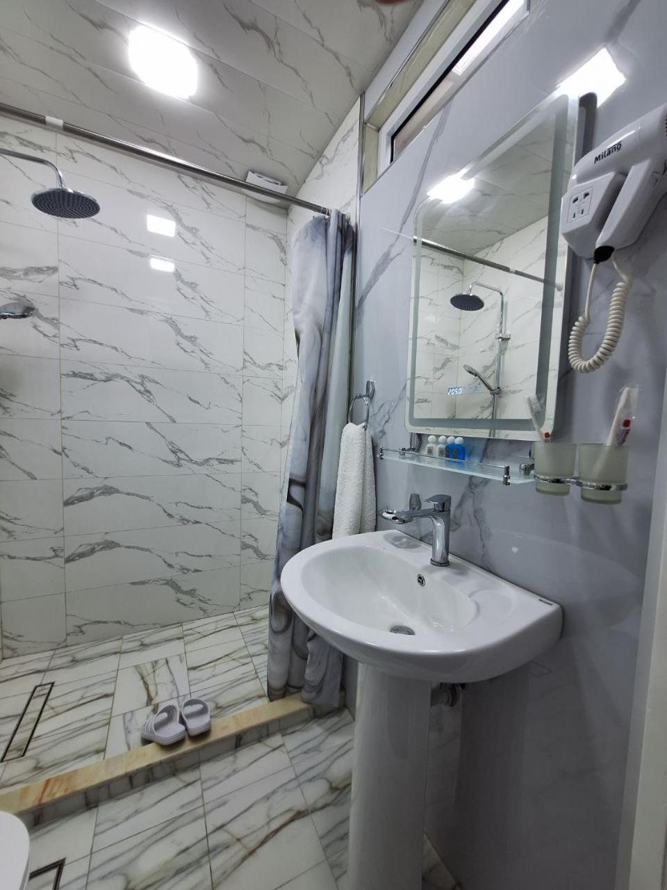 Large Double Room photo 2