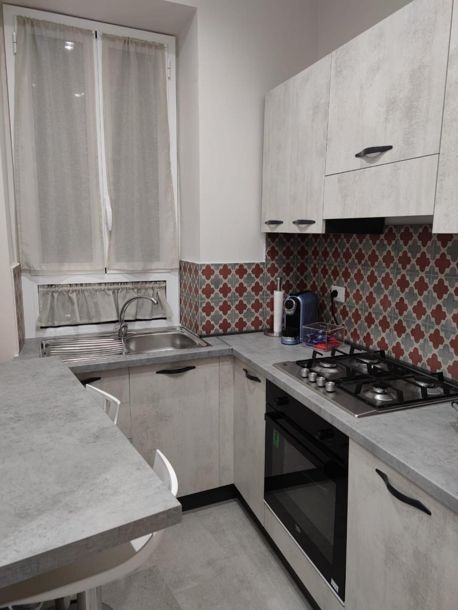 One-Bedroom House - Photo 4