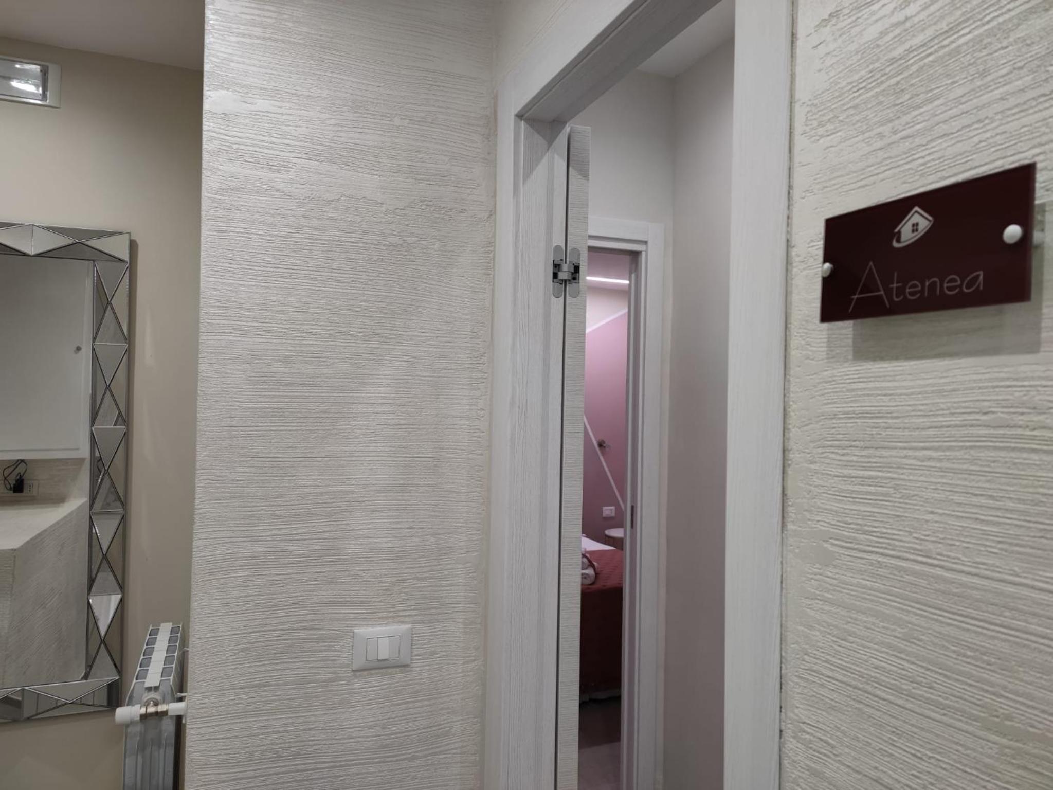 One-Bedroom House - Photo 42