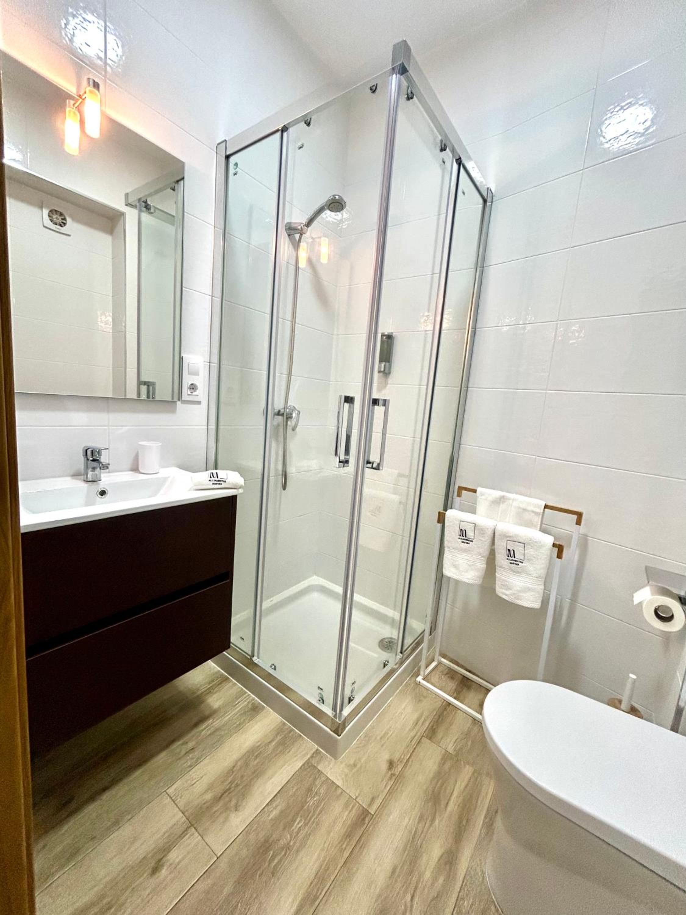 Three-Bedroom Apartment - Photo 18