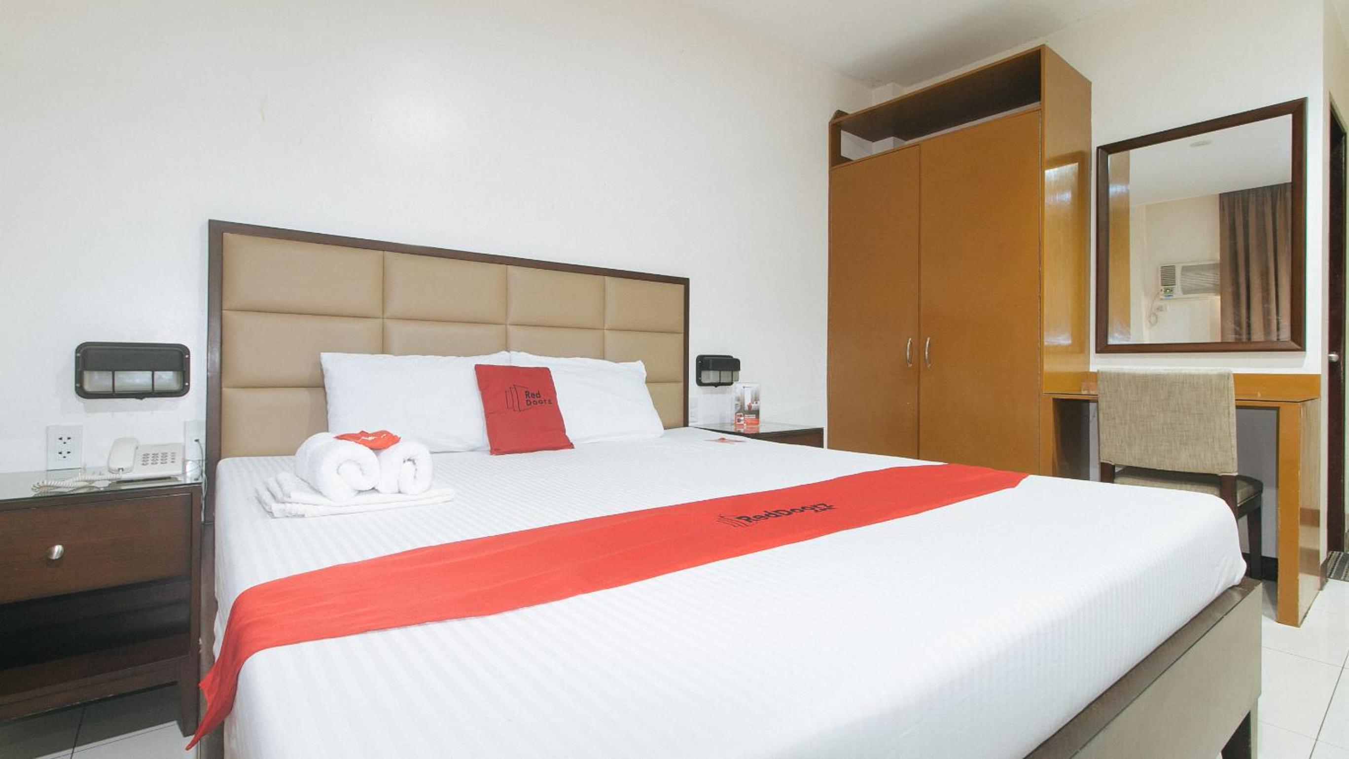 Double Room - Photo 5