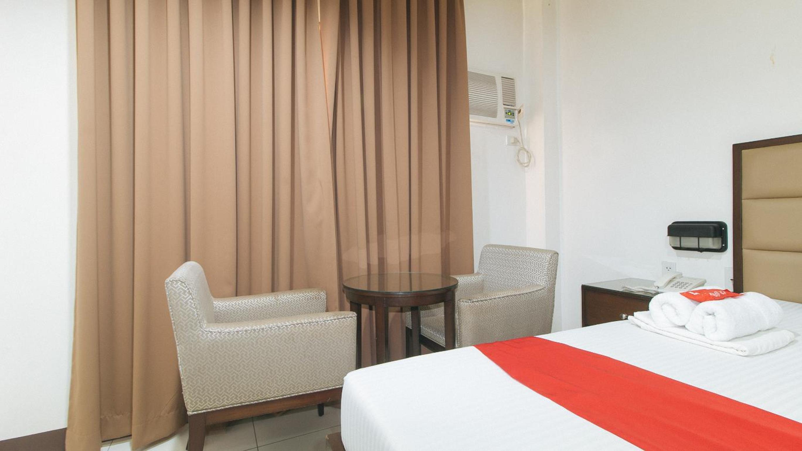 Double Room - Photo 6