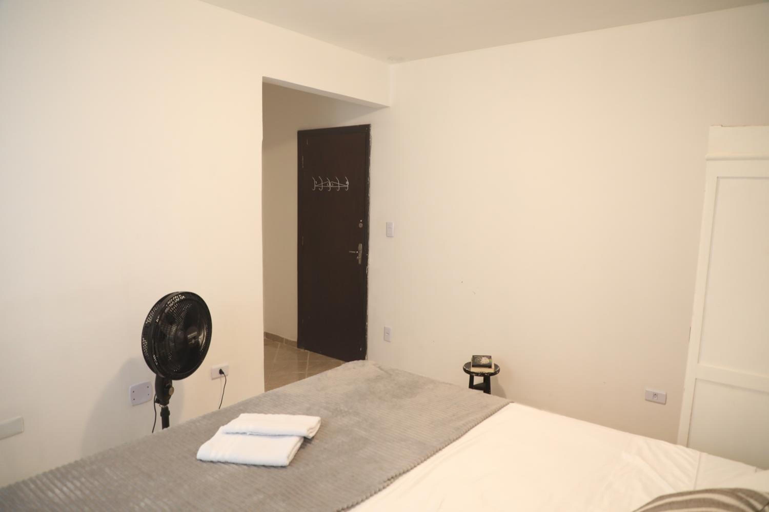 Three-Bedroom Apartment photo 2