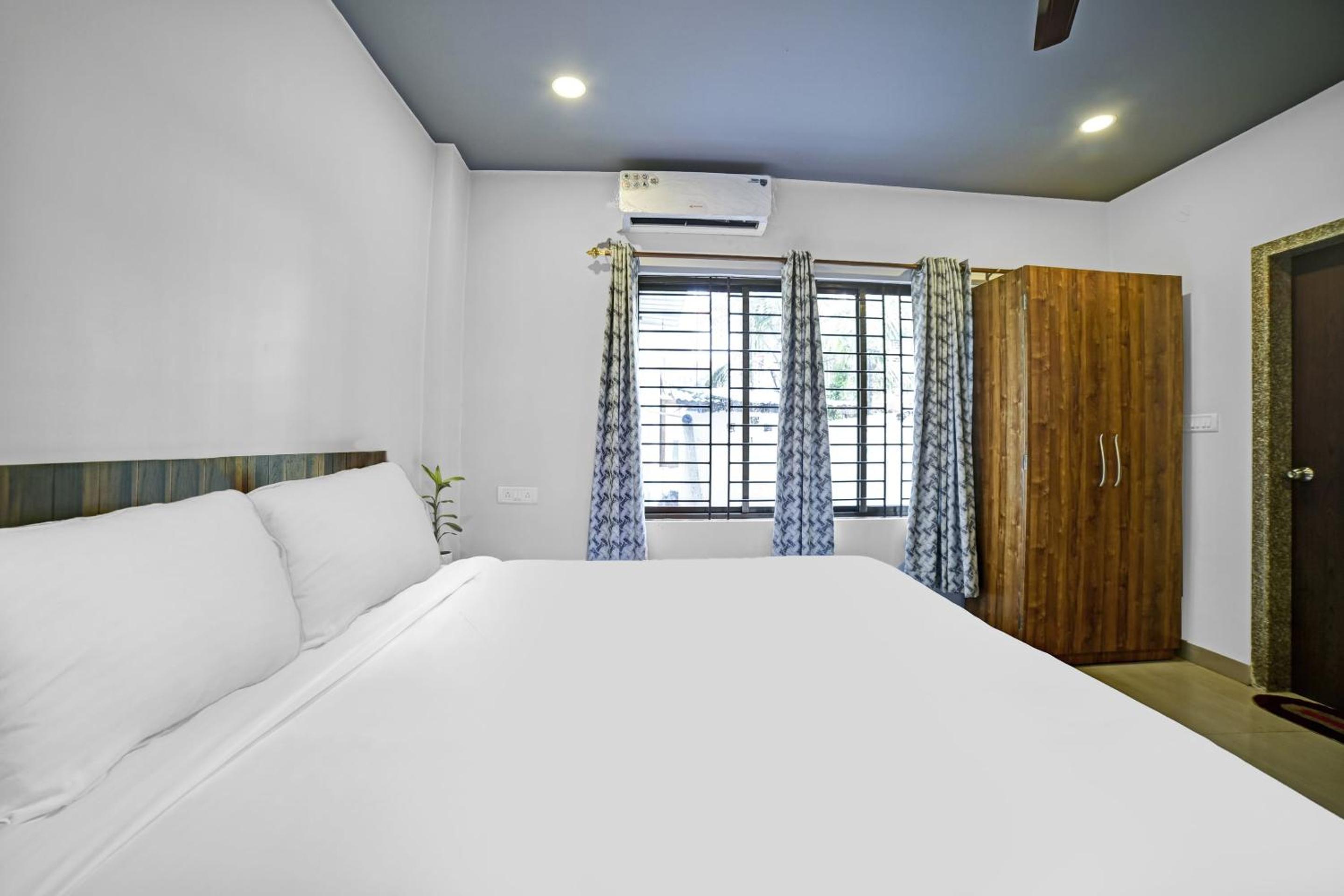 Classic Triple Room photo 2