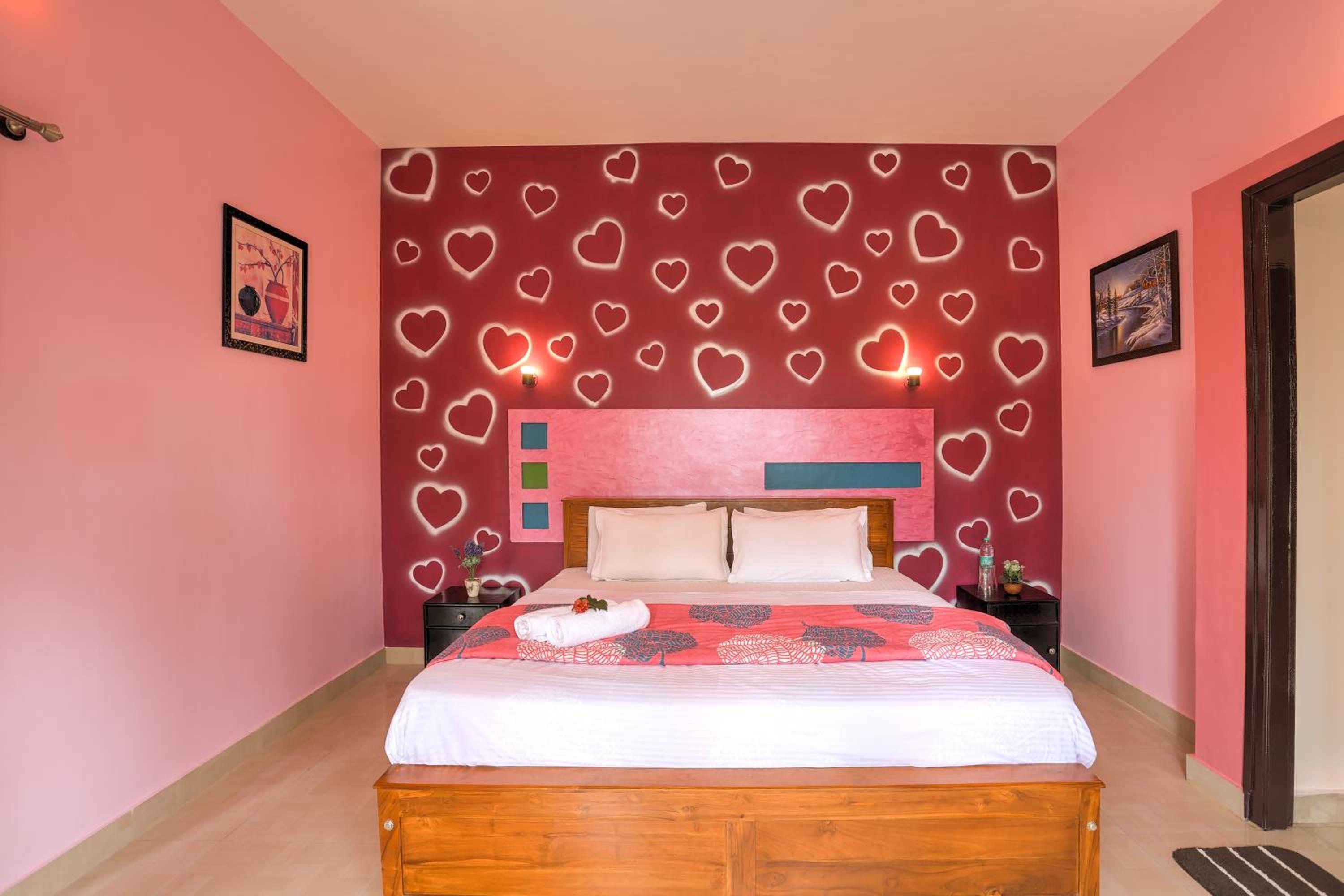Quadruple Room with Balcony photo 3